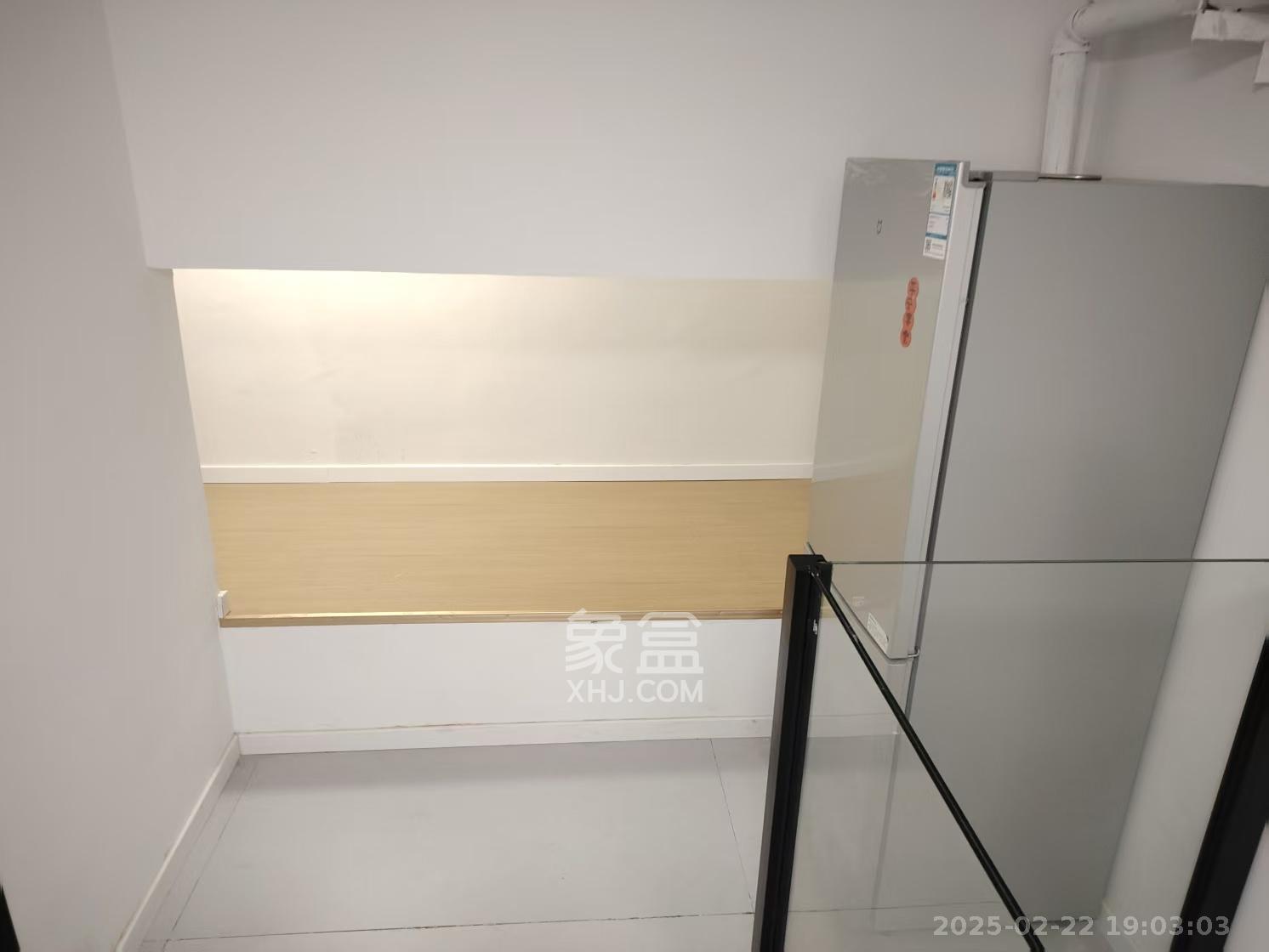 龙湖新壹城  1室1厅1卫   1600.00元/月