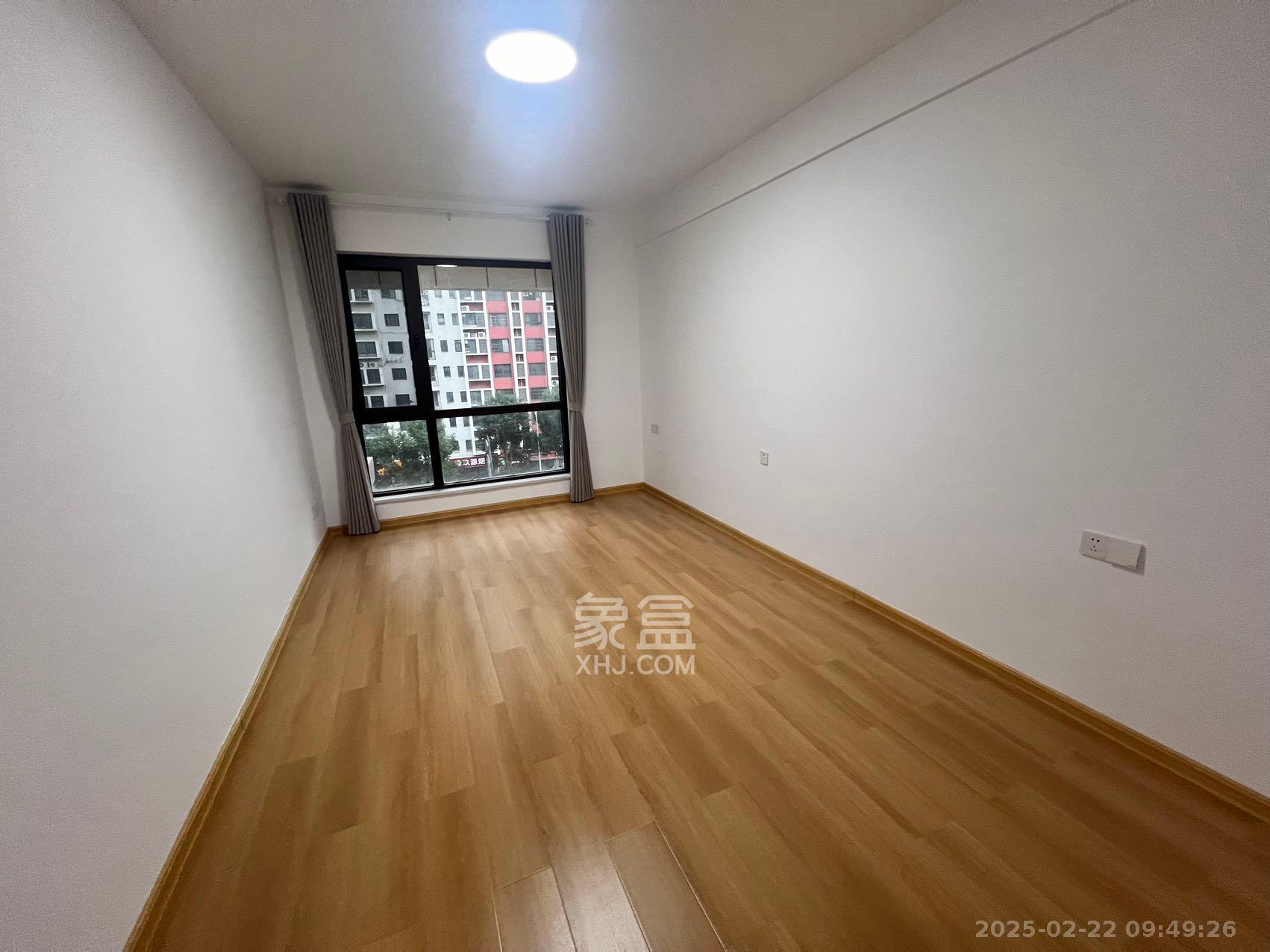 天一康园(湖南电力科技园)  4室2厅1卫    5500.0元/月 天一康园(湖南电力科技园)  4室2厅1卫    5500.0元/月室内图