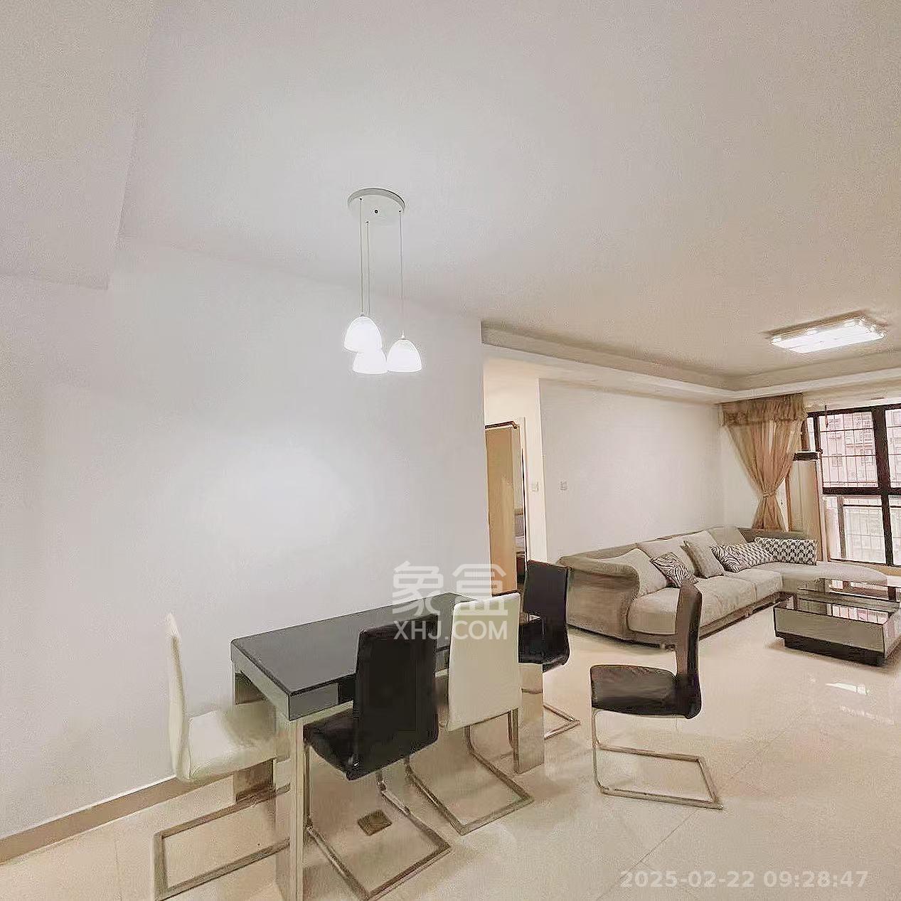 长大卧琥  1室1厅2卫   2300.00元/月