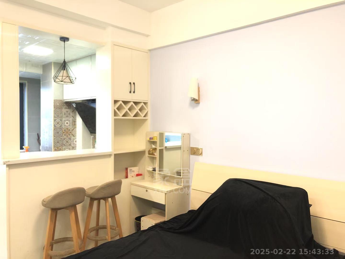 中建御山和苑  1室1厅1卫   1200.00元/月室内图