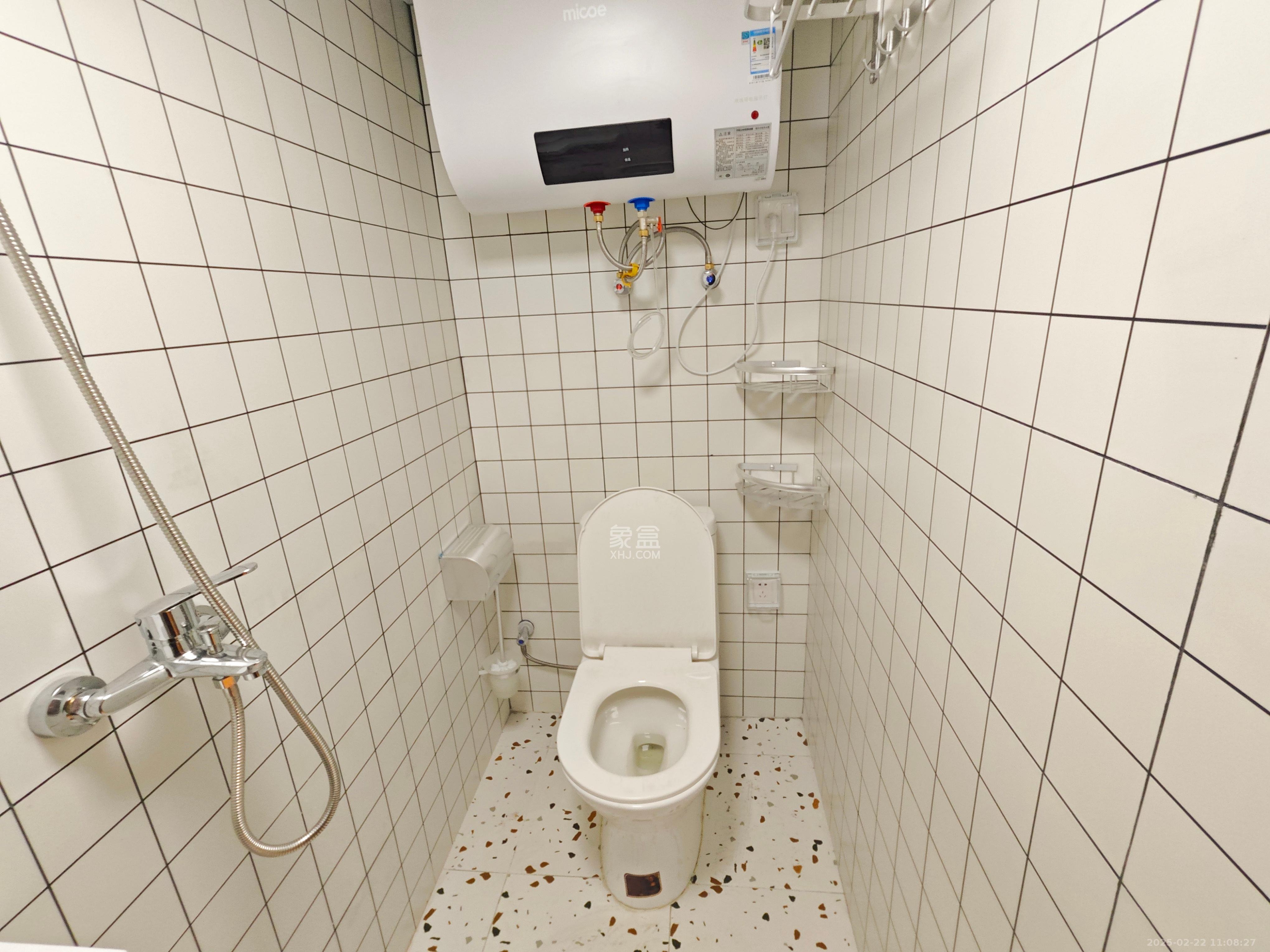 新长海D1站  1室1厅1卫   1700.00元/月室内图