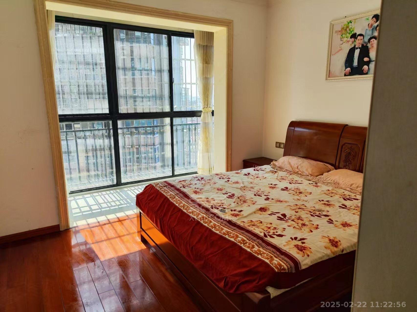 金域半岛 3室2厅2卫 2500.0元/月 金域半岛 3室2厅2卫 2500.0元/月室内图