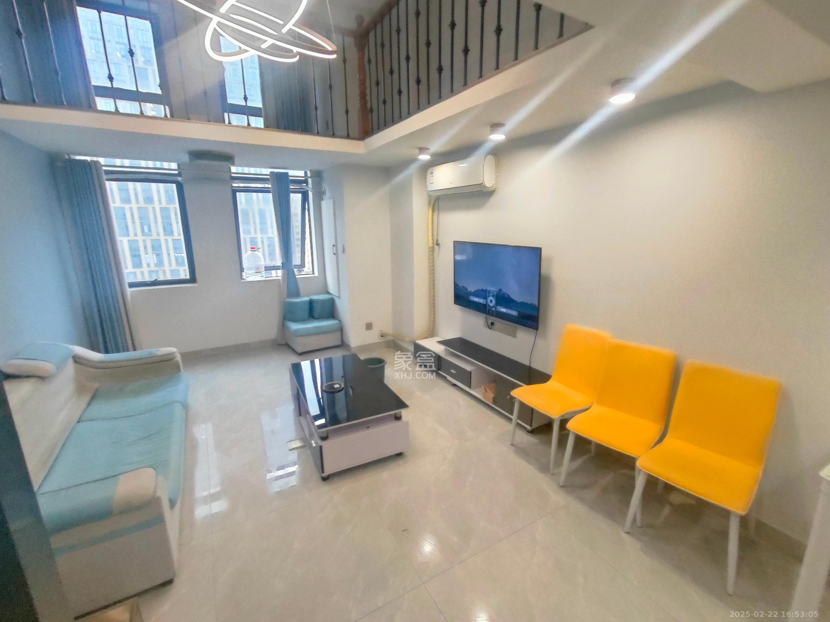 华润置地广场二期 1室1厅1卫 1600.0元/月 华润置地广场二期 1室1厅1卫 1600.0元/月室内图