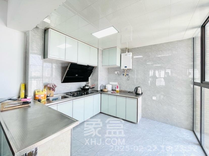 晨兴家园  3室1厅1卫   3000.00元/月室内图