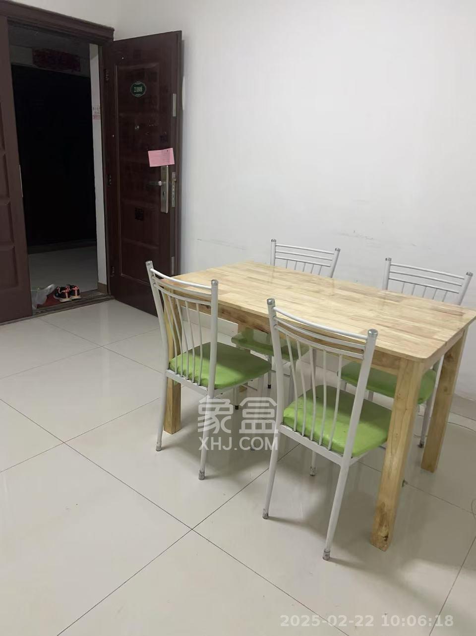 湘府东苑 2室2厅1卫 1800.0元/月 湘府东苑 2室2厅1卫 1800.0元/月室内图