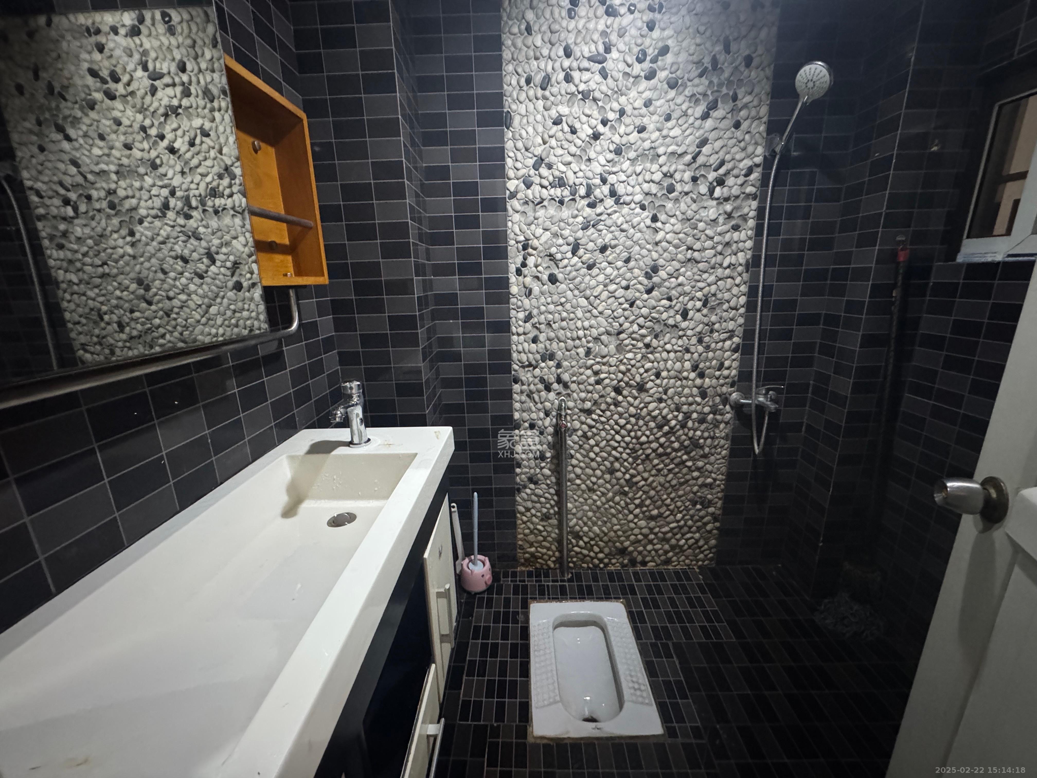 运通馨苑 2室1厅1卫 1600.0元/月 运通馨苑 2室1厅1卫 1600.0元/月室内图