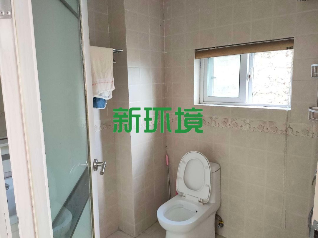 玉恒龙岸小区  3室2厅2卫   90.00万室内图1