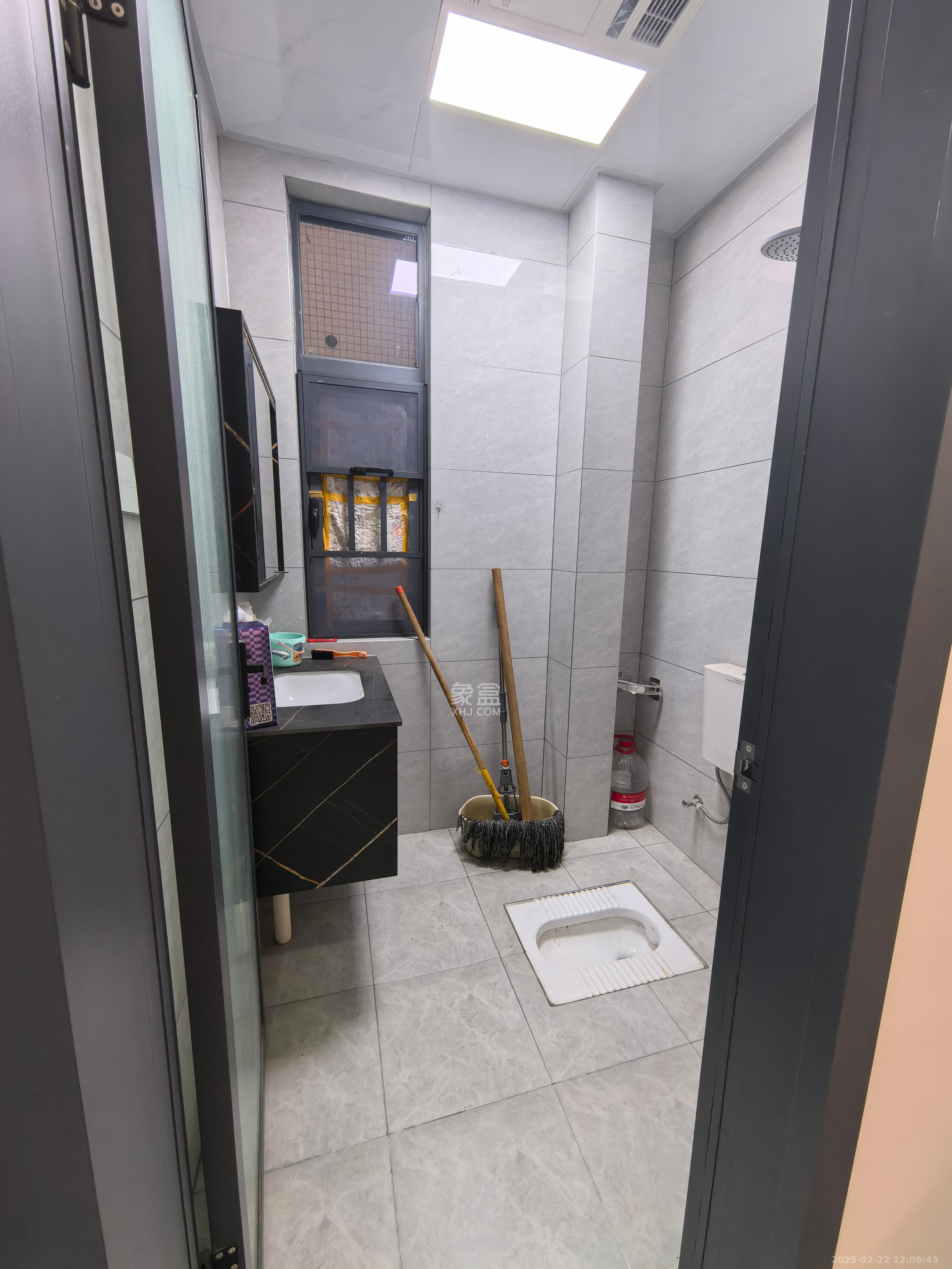 敏捷珑玥府 3室2厅2卫 2500.0元/月 敏捷珑玥府 3室2厅2卫 2500.0元/月室内图