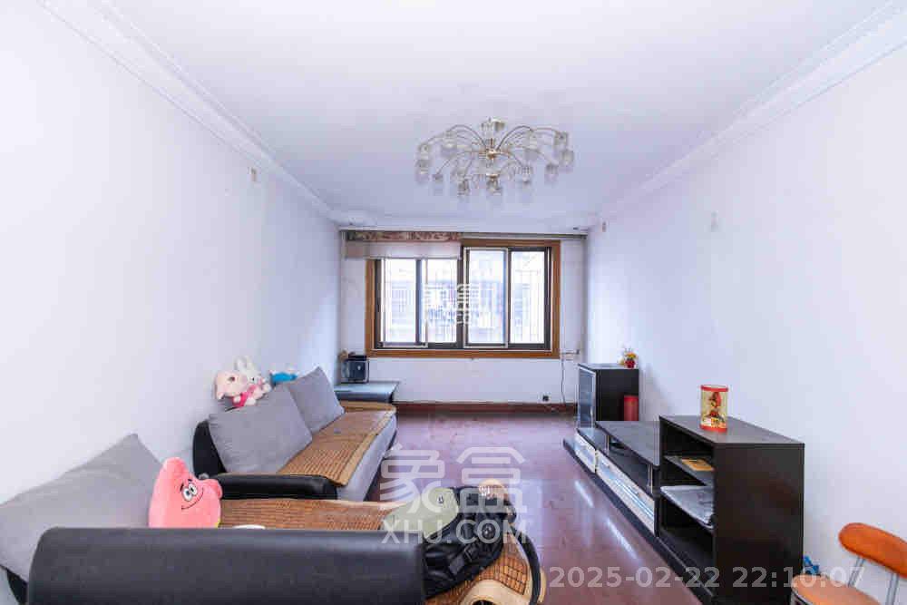 杏花苑  4室2厅2卫    1800.0元/月室内图