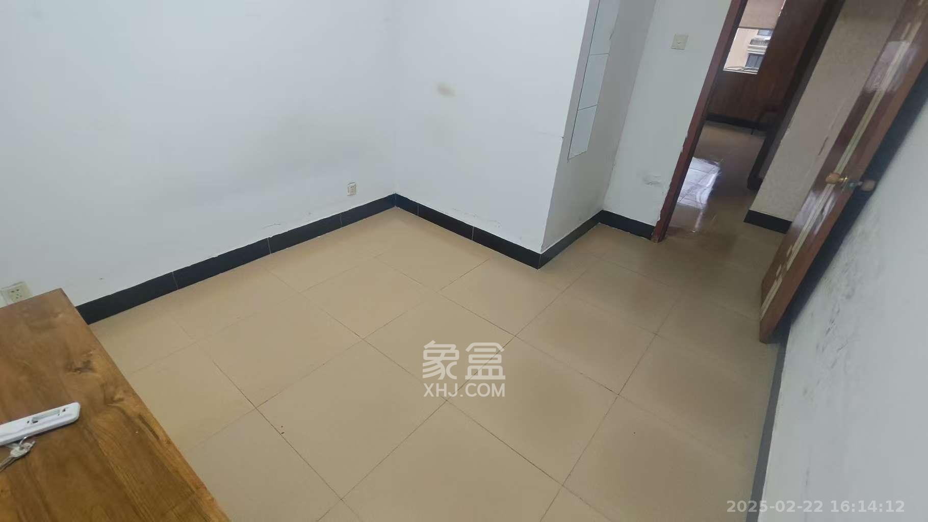 沁园春御院  3室2厅1卫   3500.00元/月室内图