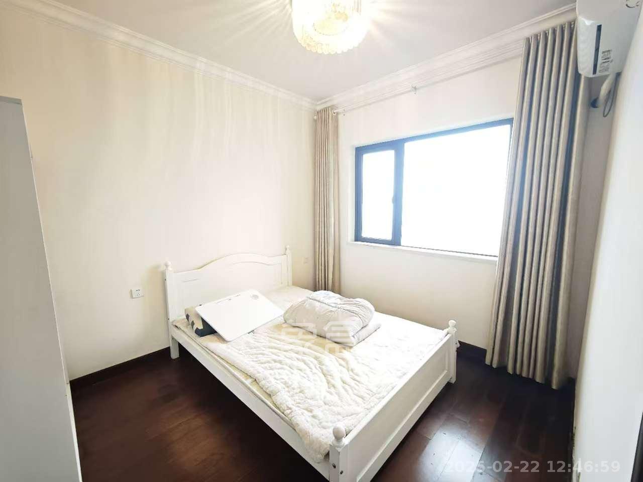 恒大御景天下城一期 4室2厅2卫 2600.0元/月 恒大御景天下城一期 4室2厅2卫 2600.0元/月室内图