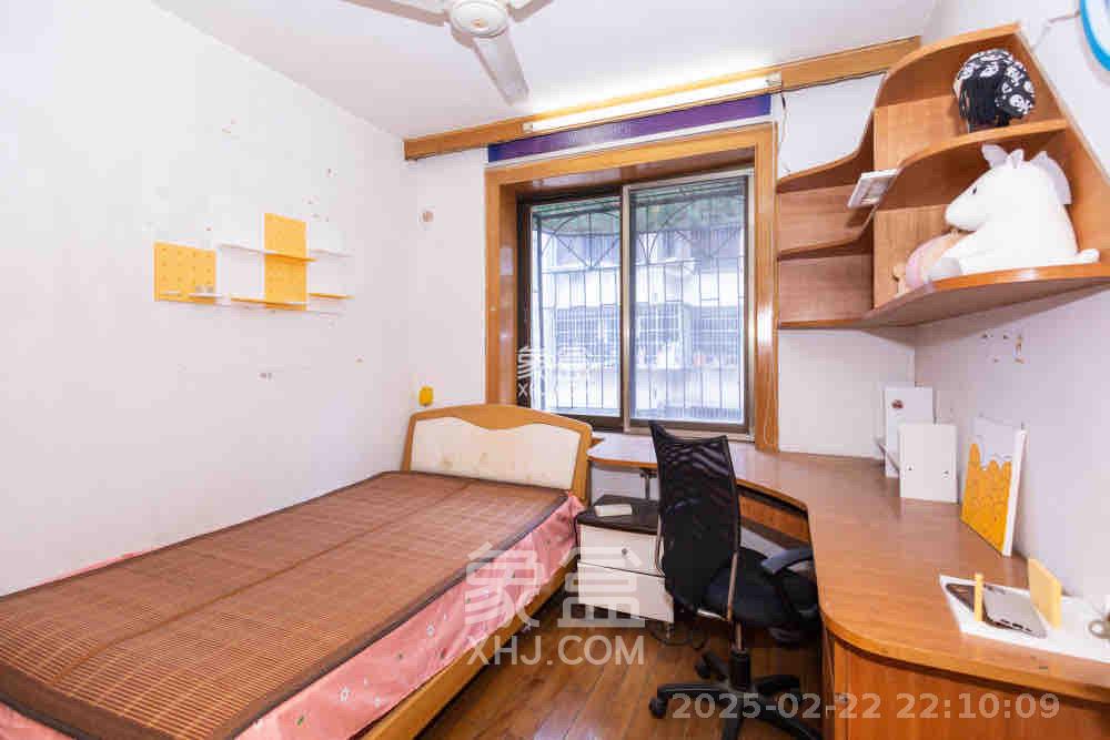 杏花苑  4室2厅2卫    1800.0元/月室内图