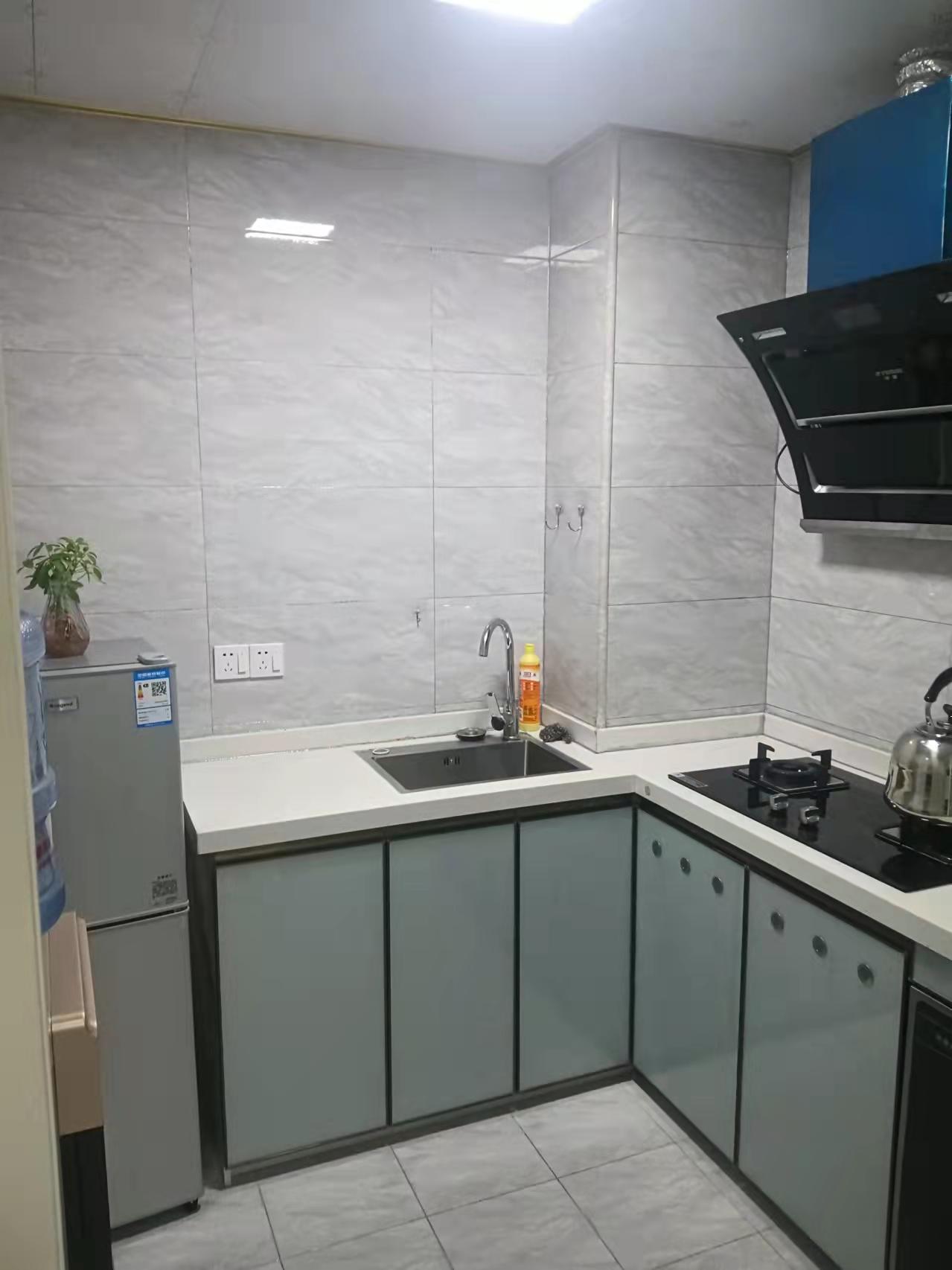 城市精英  1室1厅1卫   2000.00元/月室内图
