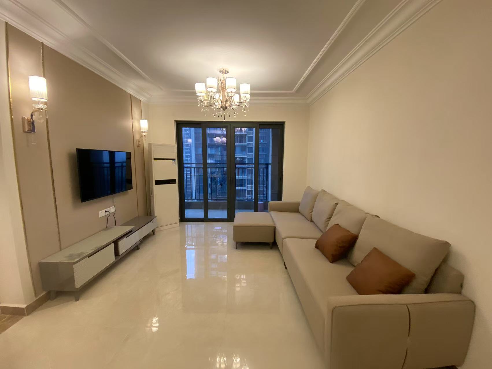 恒大名都 3室2厅1卫 1600.0元/月 恒大名都 3室2厅1卫 1600.0元/月室内图