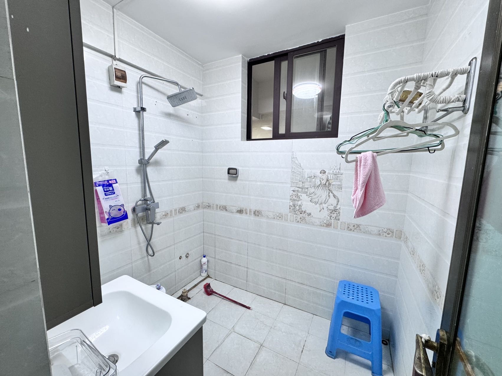 金银小区  2室2厅1卫    93.0万 金银小区  2室2厅1卫    93.0万客厅