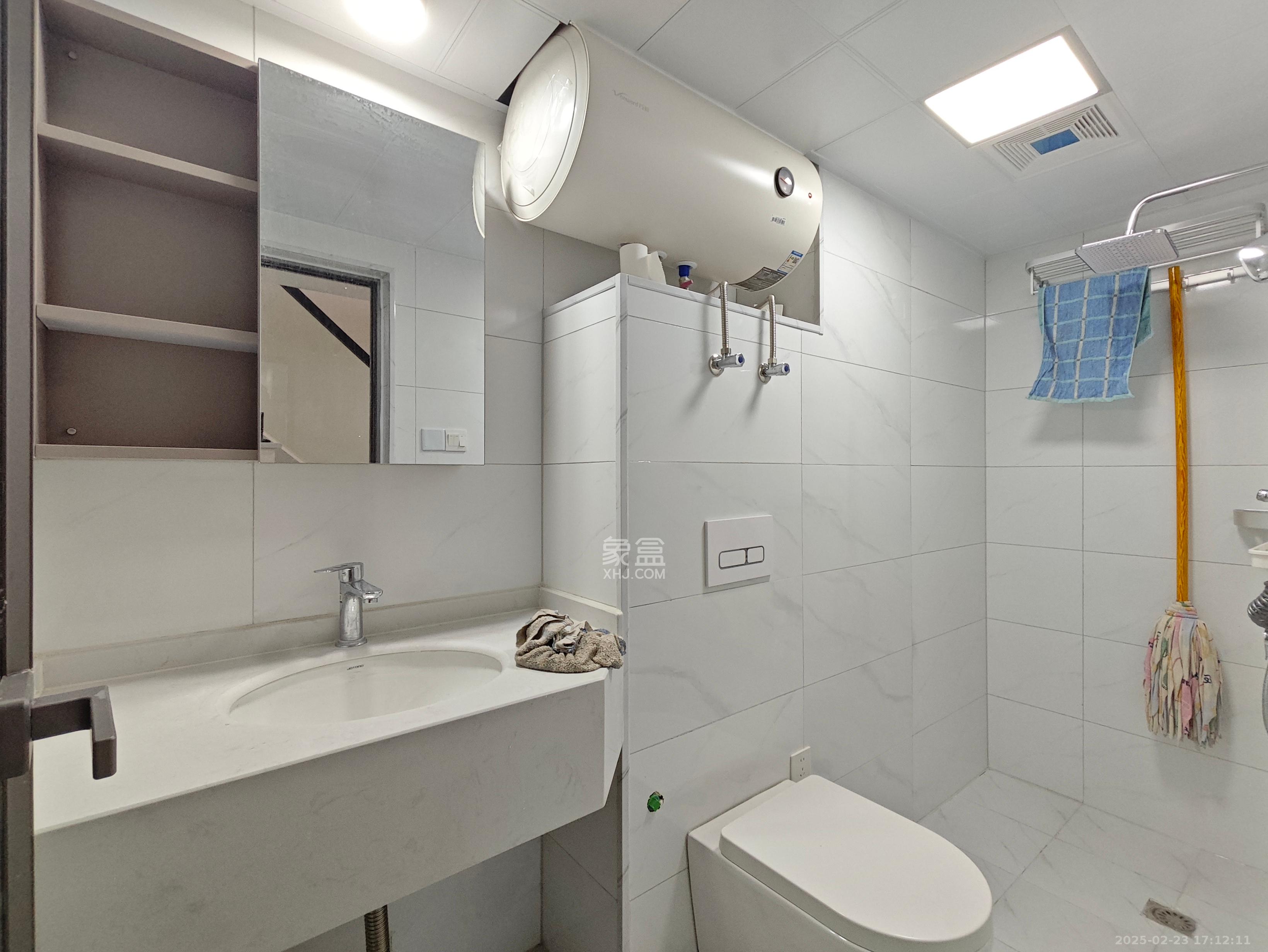 华申阳光城未来悦 2室1厅1卫 2000.0元/月 华申阳光城未来悦 2室1厅1卫 2000.0元/月室内图