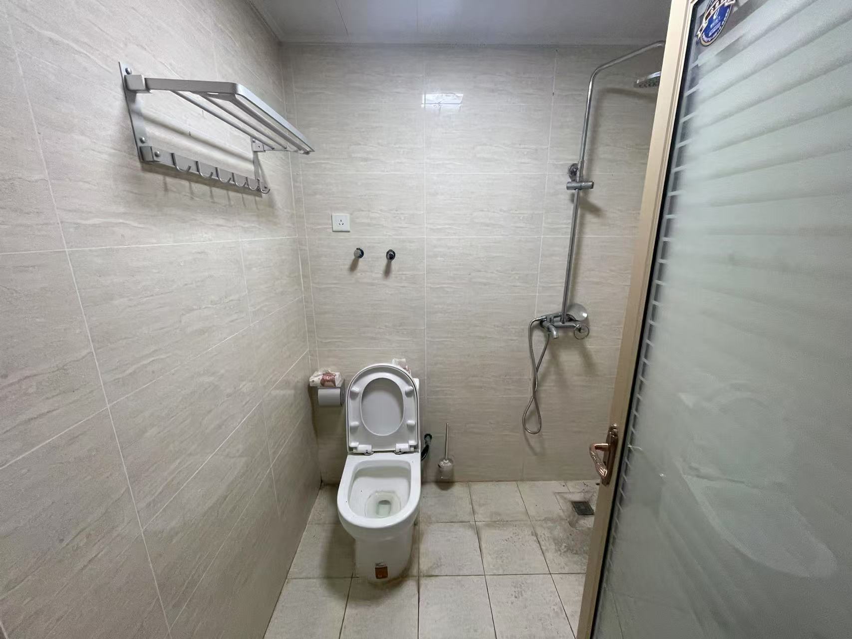 国兴城(B区) 1室0厅1卫 1800.0元/月 国兴城(B区) 1室0厅1卫 1800.0元/月室内图