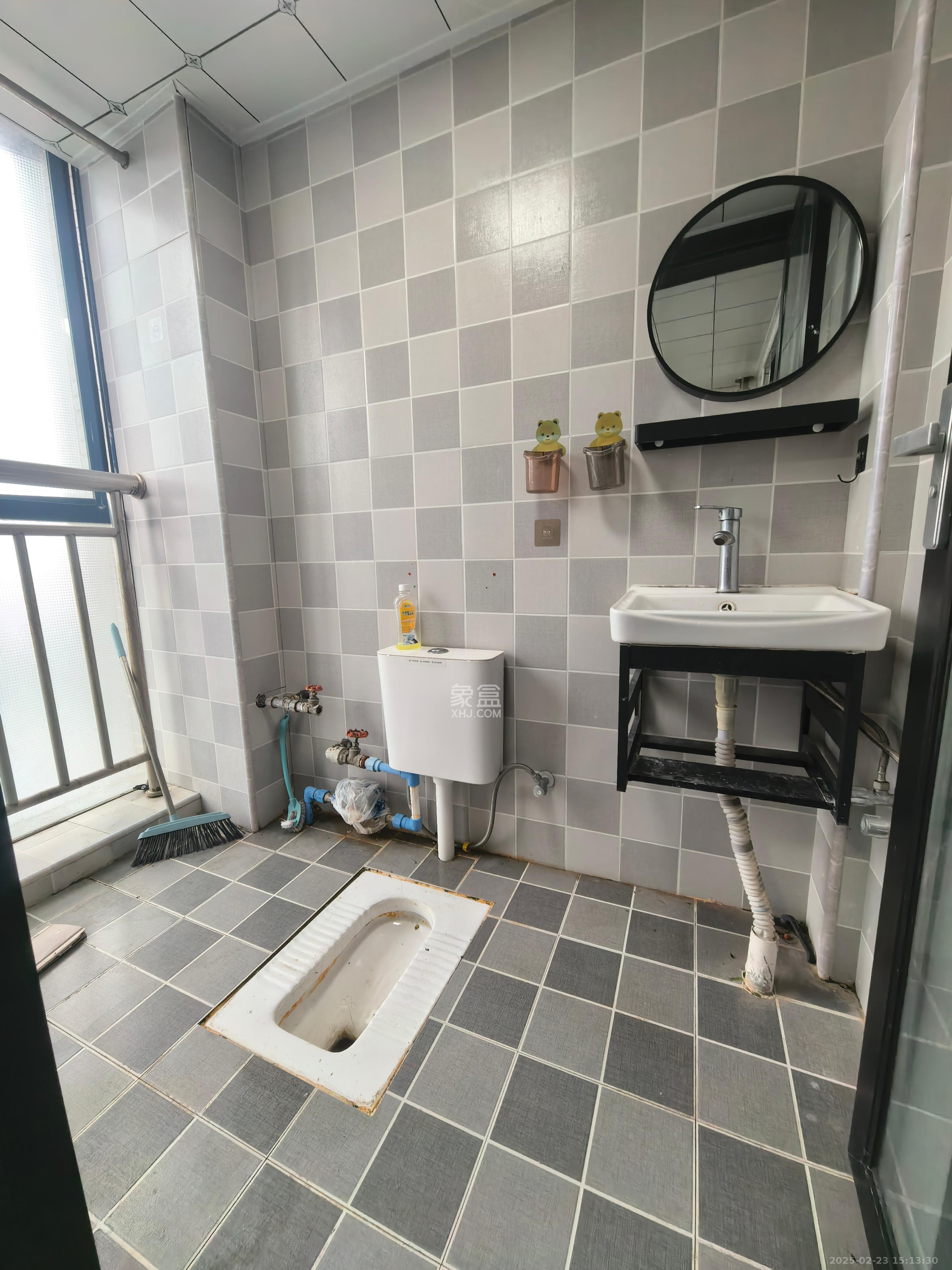 东一国际 1室1厅1卫 2000.0元/月 东一国际 1室1厅1卫 2000.0元/月室内图