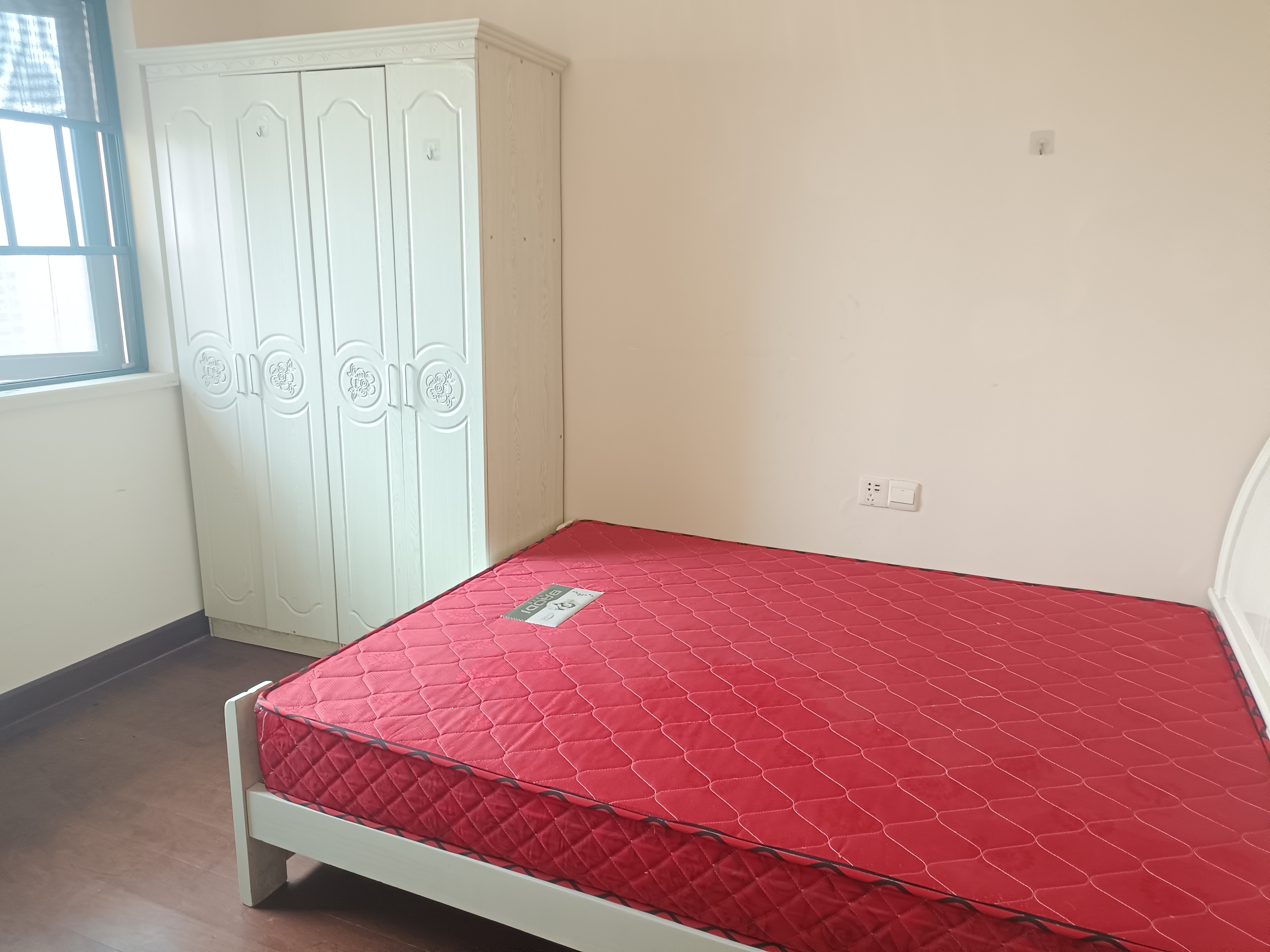 恒大绿洲 3室2厅2卫 1800.0元/月 恒大绿洲 3室2厅2卫 1800.0元/月室内图