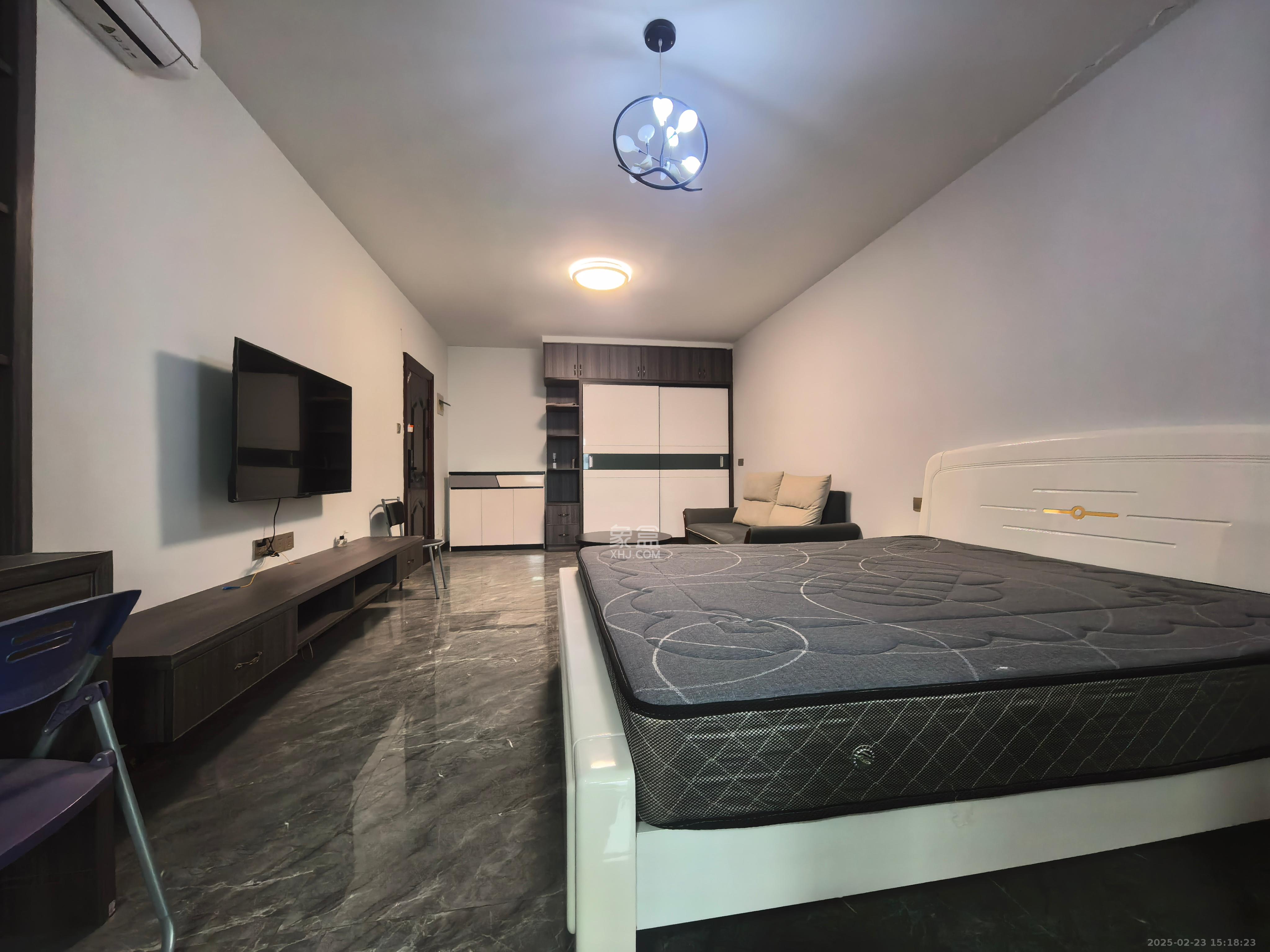 东一国际 1室1厅1卫 2000.0元/月 东一国际 1室1厅1卫 2000.0元/月室内图