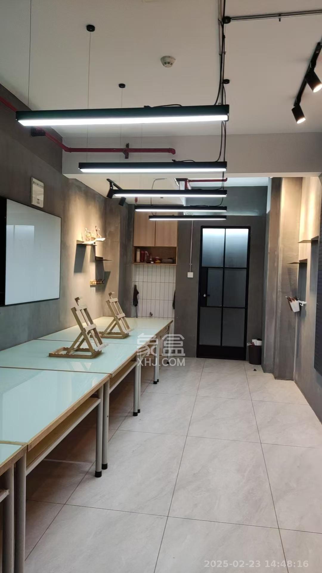 保利麓谷林语I区 1室0厅0卫 1600.0元/月 保利麓谷林语I区 1室0厅0卫 1600.0元/月室内图