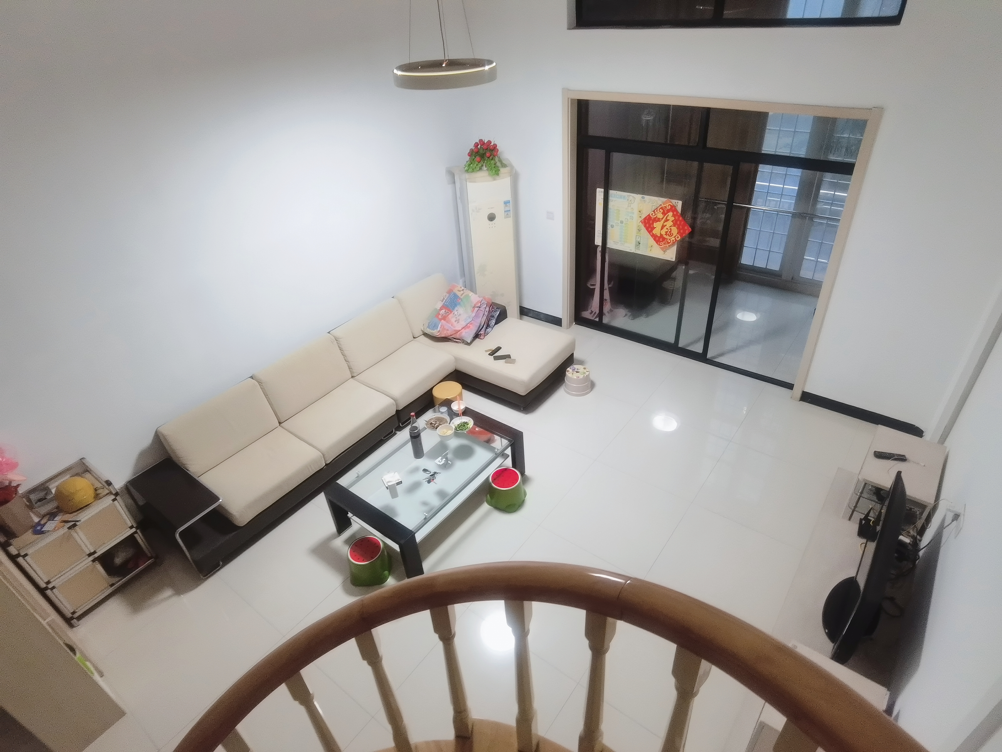 上城世家 3室2厅2卫 1600.0元/月 上城世家 3室2厅2卫 1600.0元/月室内图