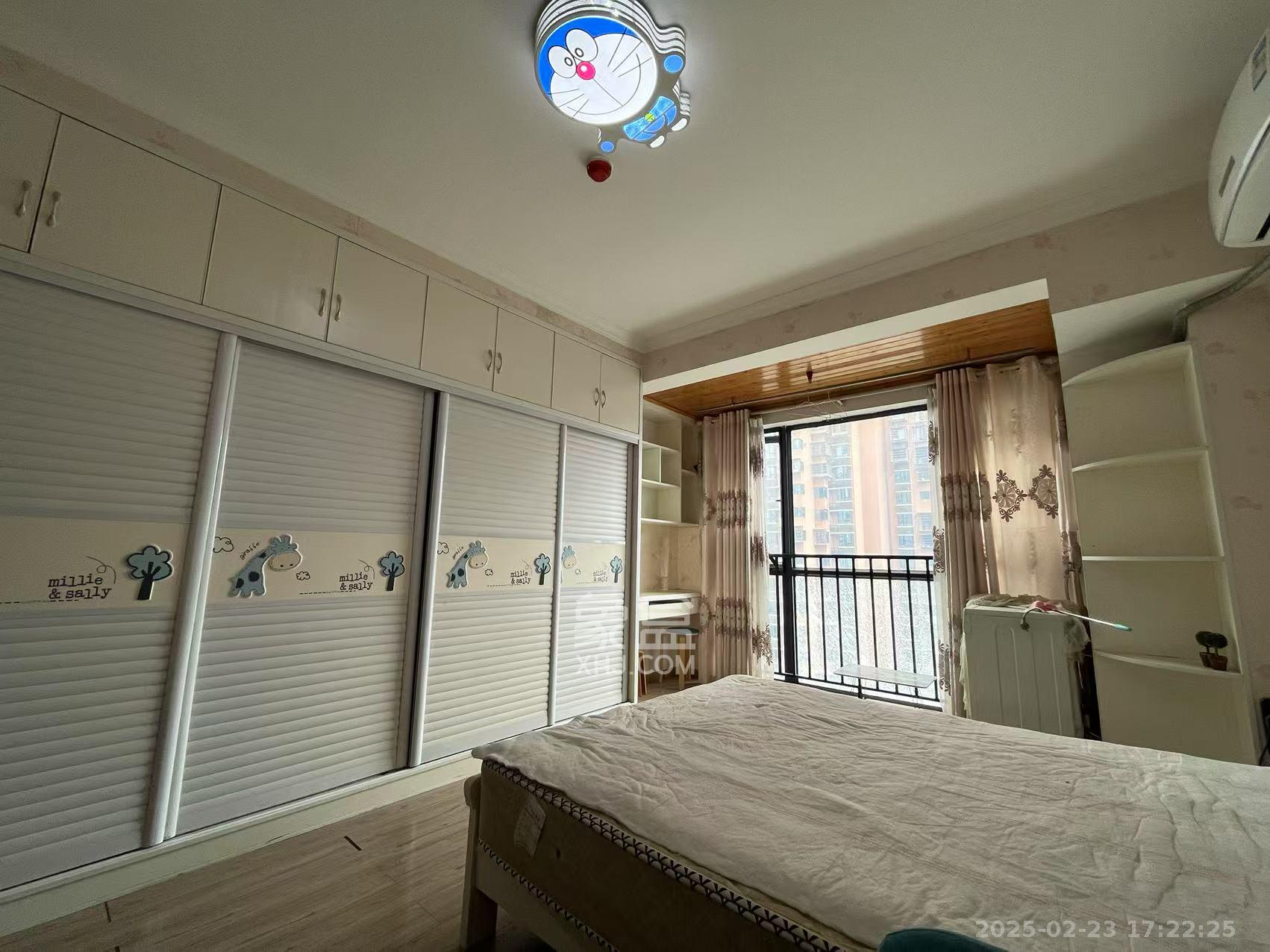 佳兴国际汇 1室1厅1卫 1700.0元/月 佳兴国际汇 1室1厅1卫 1700.0元/月室内图