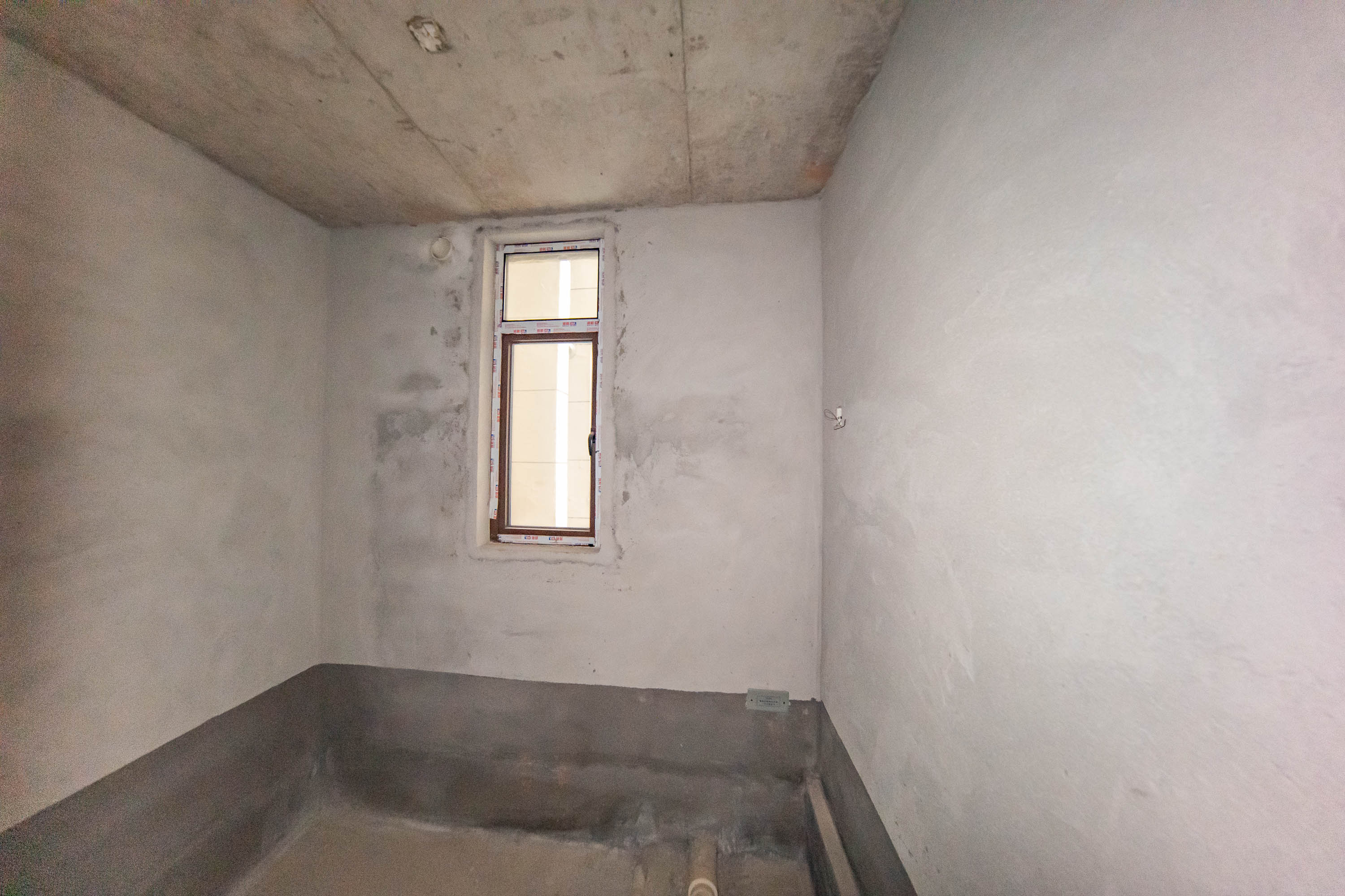 江山帝景雅墅(普罗旺斯) 5室2厅3卫 249.99万 江山帝景雅墅(普罗旺斯) 5室2厅3卫 249.99万卫生间