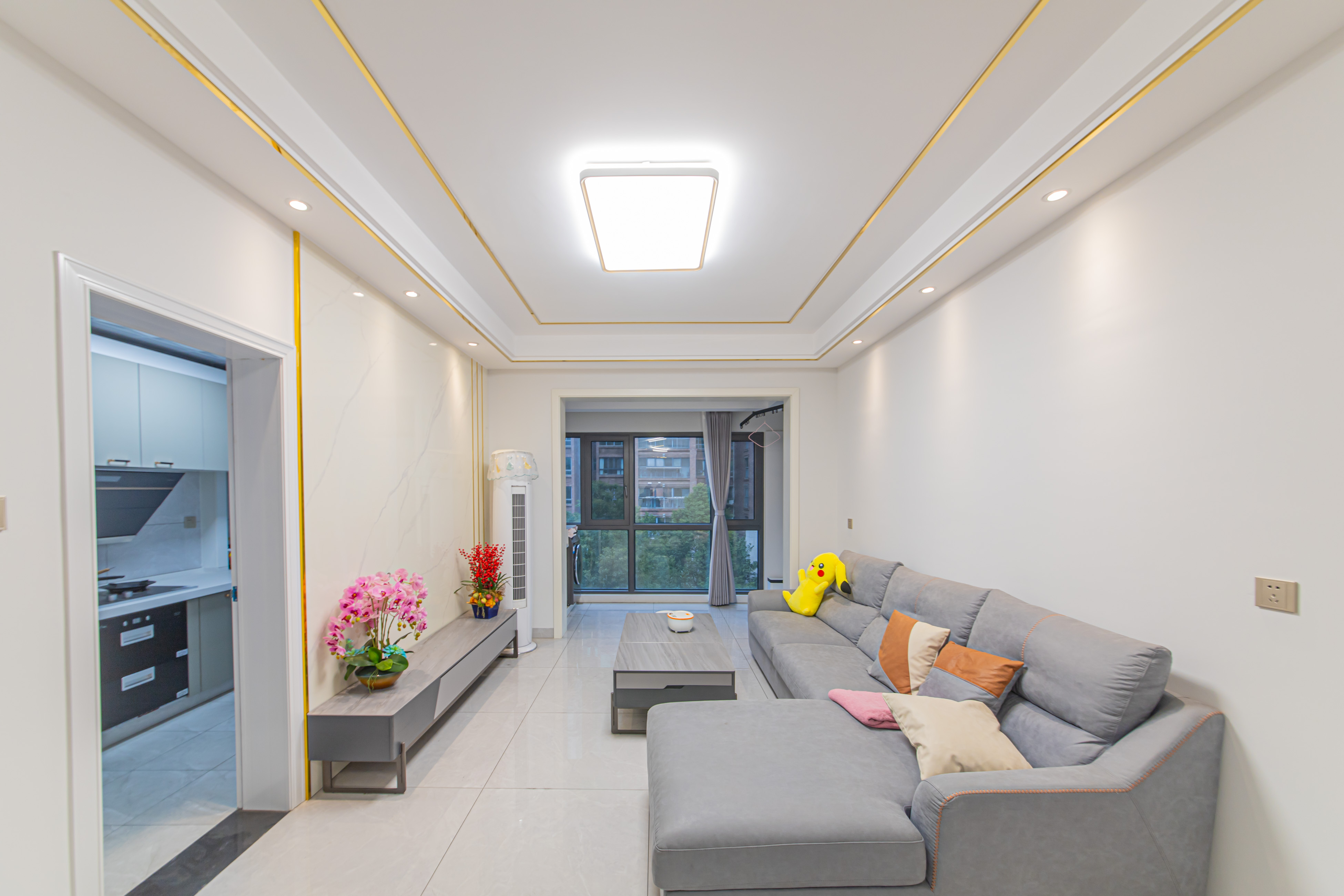 夏威夷碧水春城(碧桂园城市花园) 3室2厅1卫 105.0万 夏威夷碧水春城(碧桂园城市花园) 3室2厅1卫 105.0万客厅