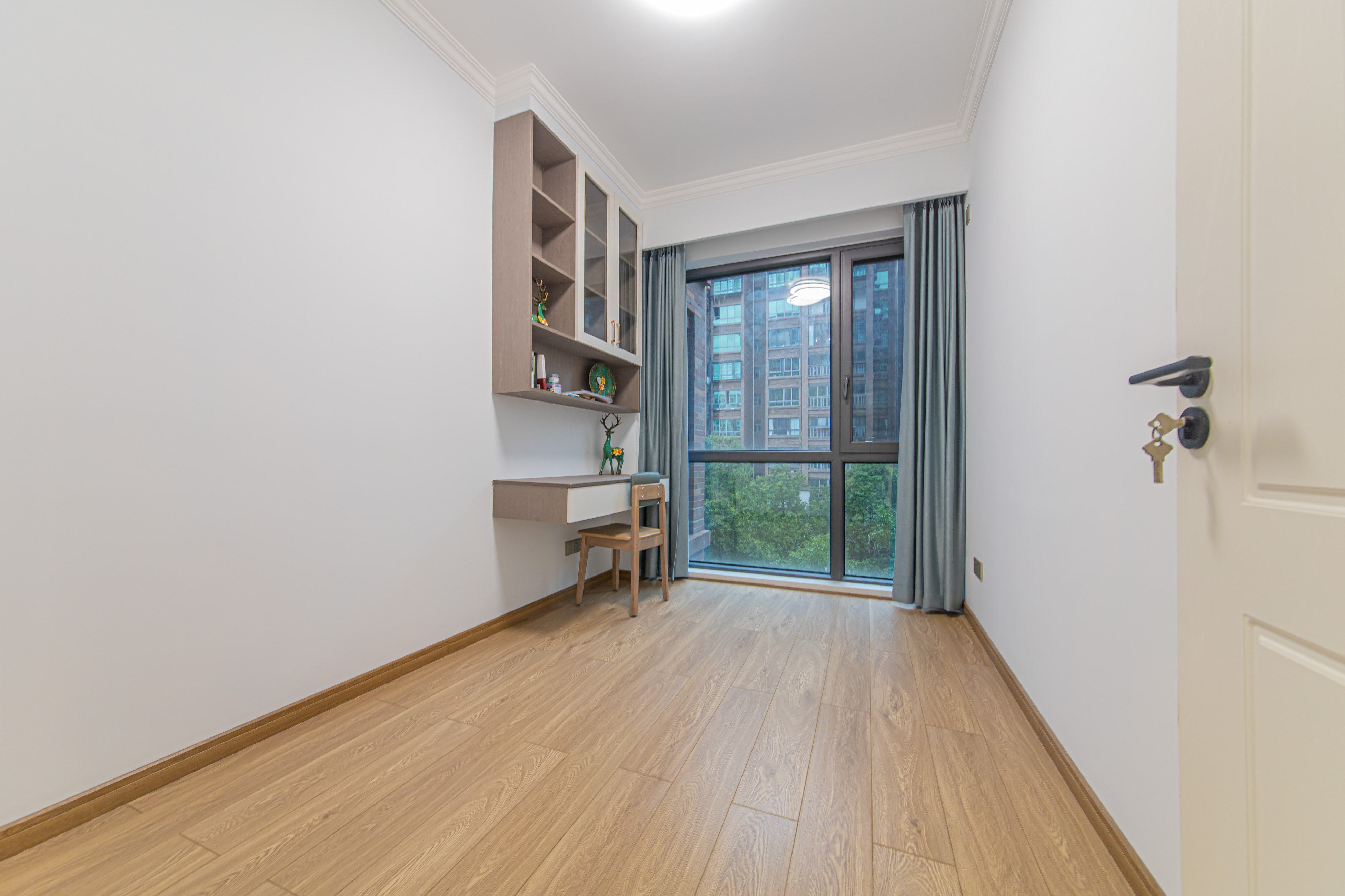 夏威夷碧水春城(碧桂园城市花园) 3室2厅1卫 105.0万 夏威夷碧水春城(碧桂园城市花园) 3室2厅1卫 105.0万卧室