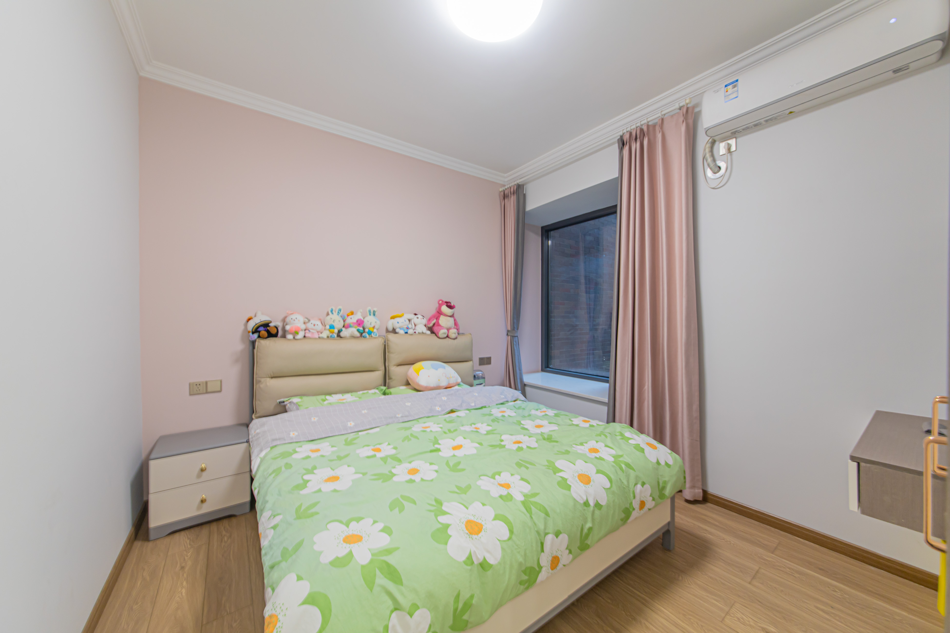 夏威夷碧水春城(碧桂园城市花园) 3室2厅1卫 105.0万 夏威夷碧水春城(碧桂园城市花园) 3室2厅1卫 105.0万卧室