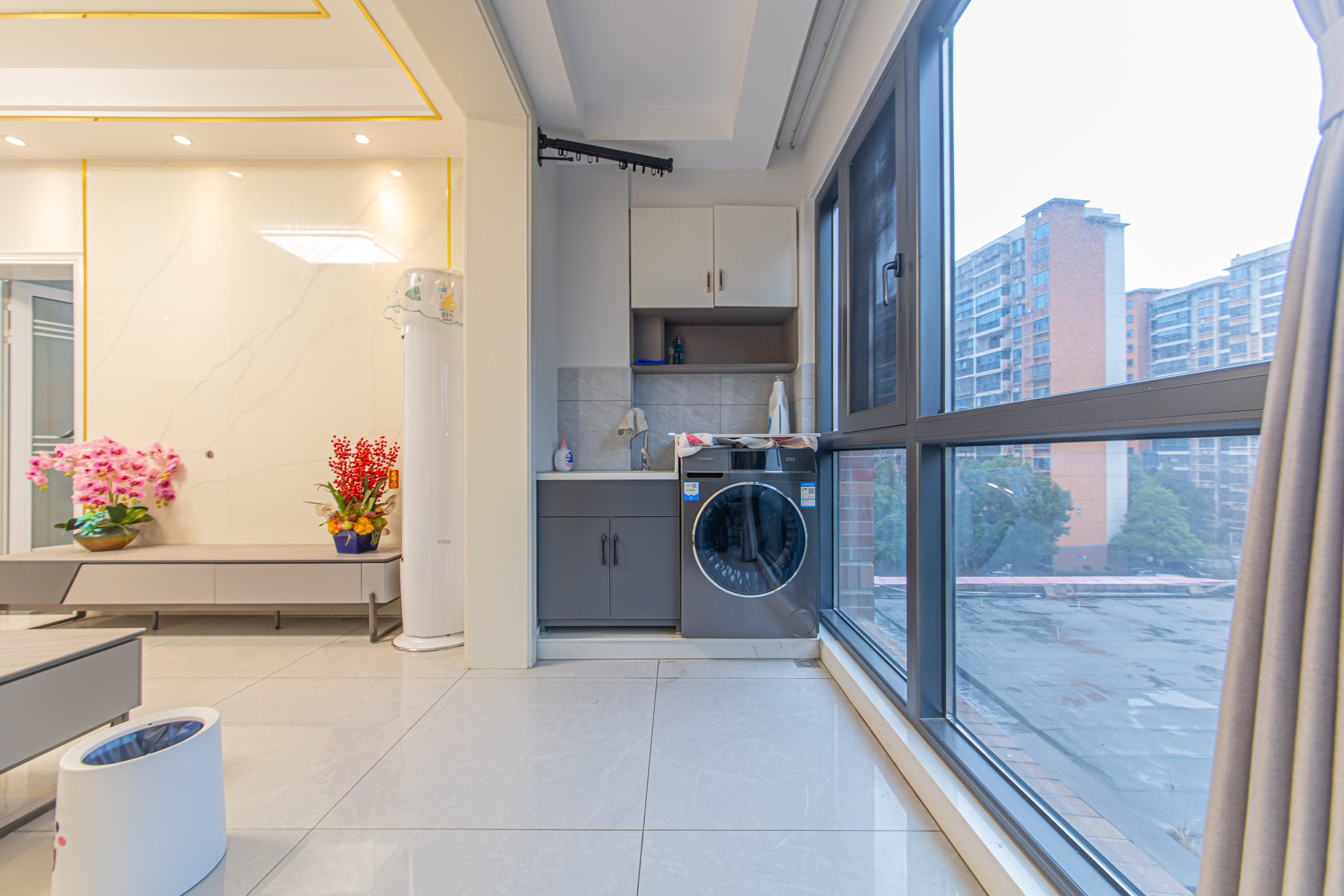 夏威夷碧水春城(碧桂园城市花园) 3室2厅1卫 105.0万 夏威夷碧水春城(碧桂园城市花园) 3室2厅1卫 105.0万阳台