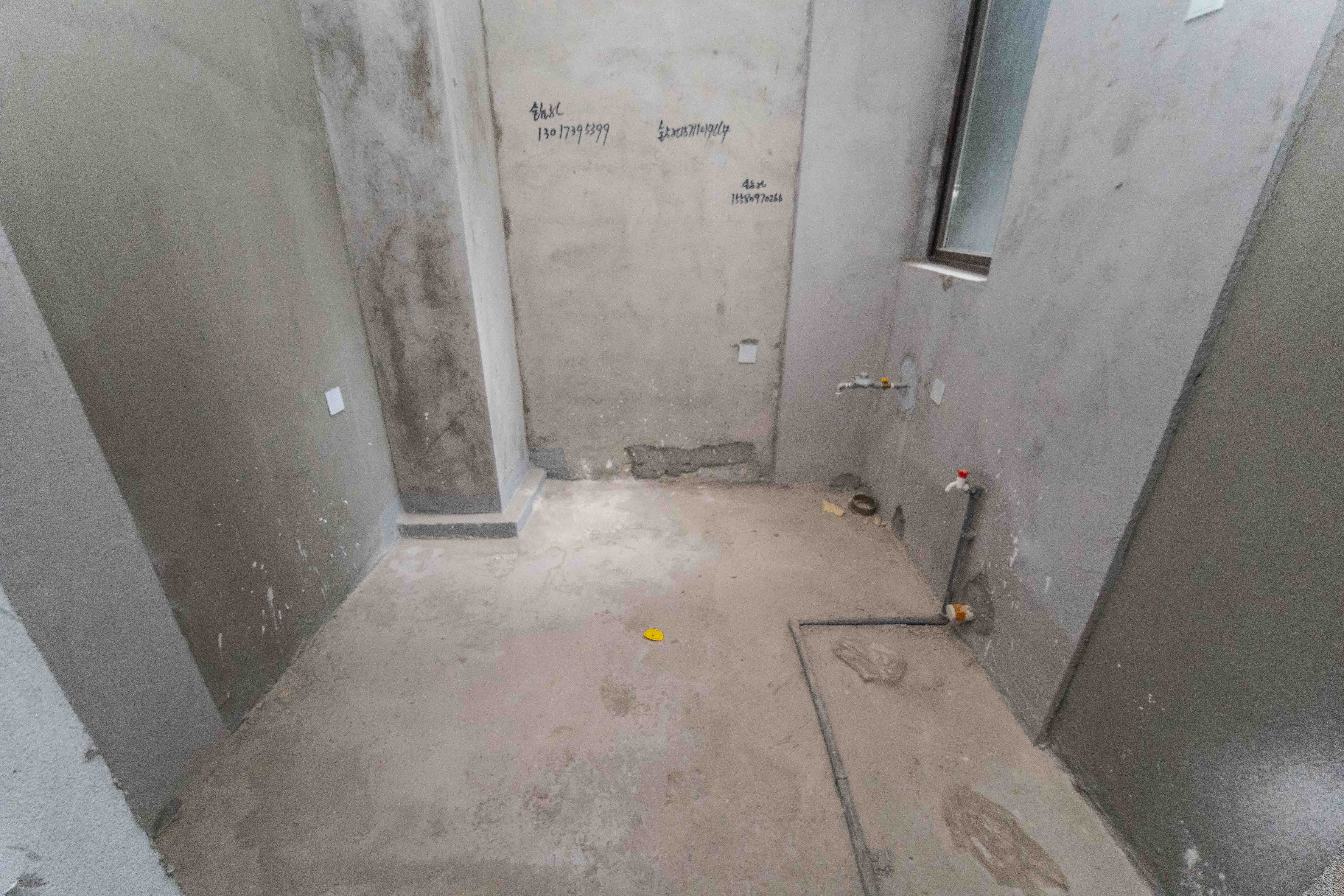 德奥悦东方  3室2厅2卫    129.0万 德奥悦东方  3室2厅2卫    129.0万厨房