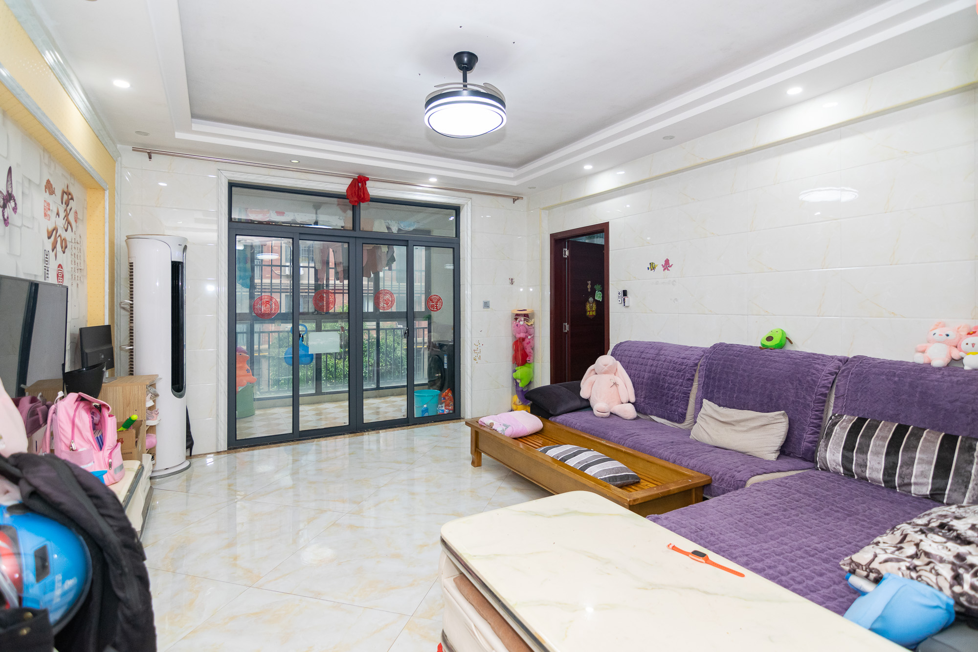 澳海月亮湾 3室2厅2卫 90.0万 澳海月亮湾 3室2厅2卫 90.0万客厅