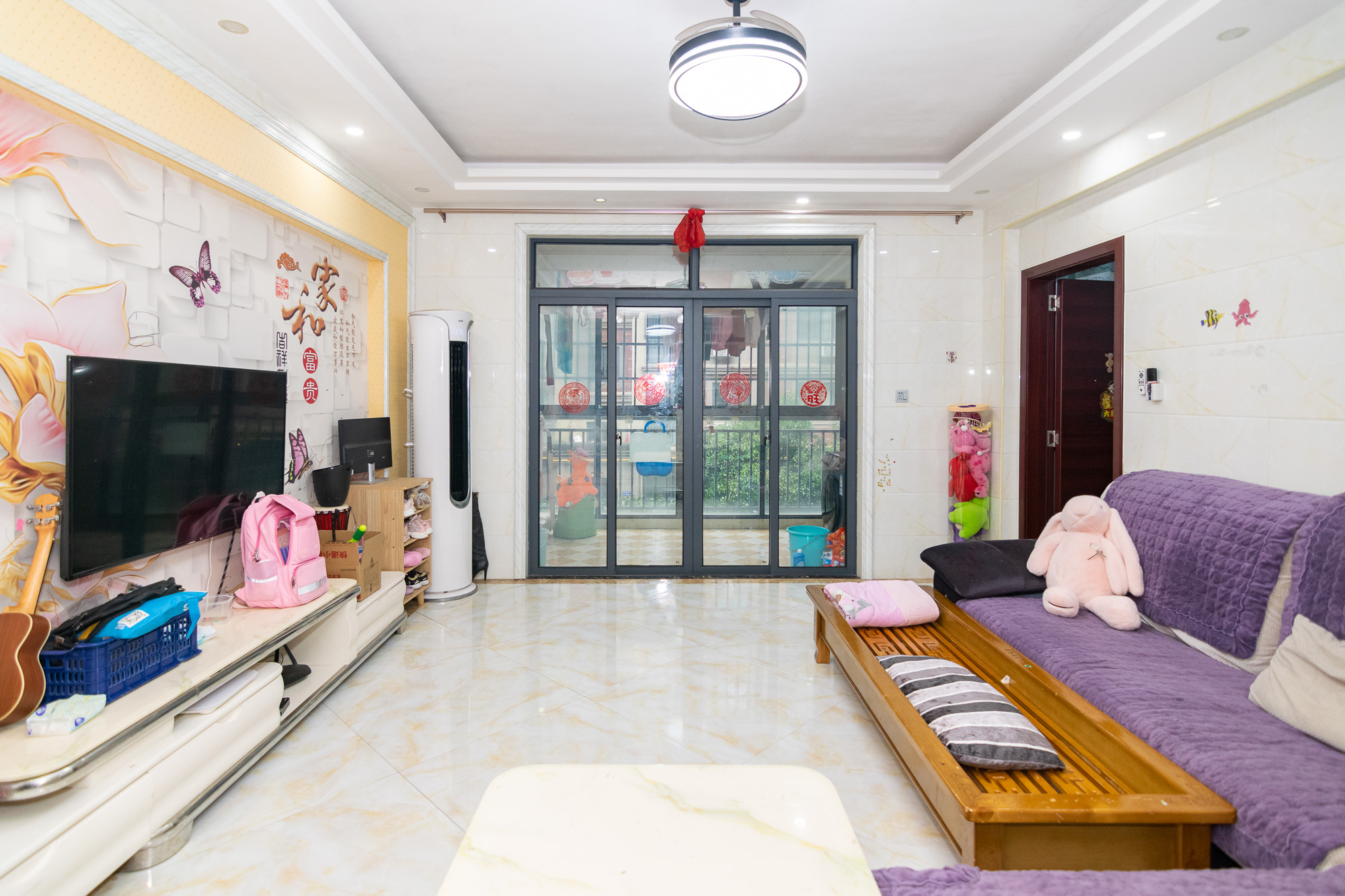 澳海月亮湾 3室2厅2卫 90.0万 澳海月亮湾 3室2厅2卫 90.0万客厅