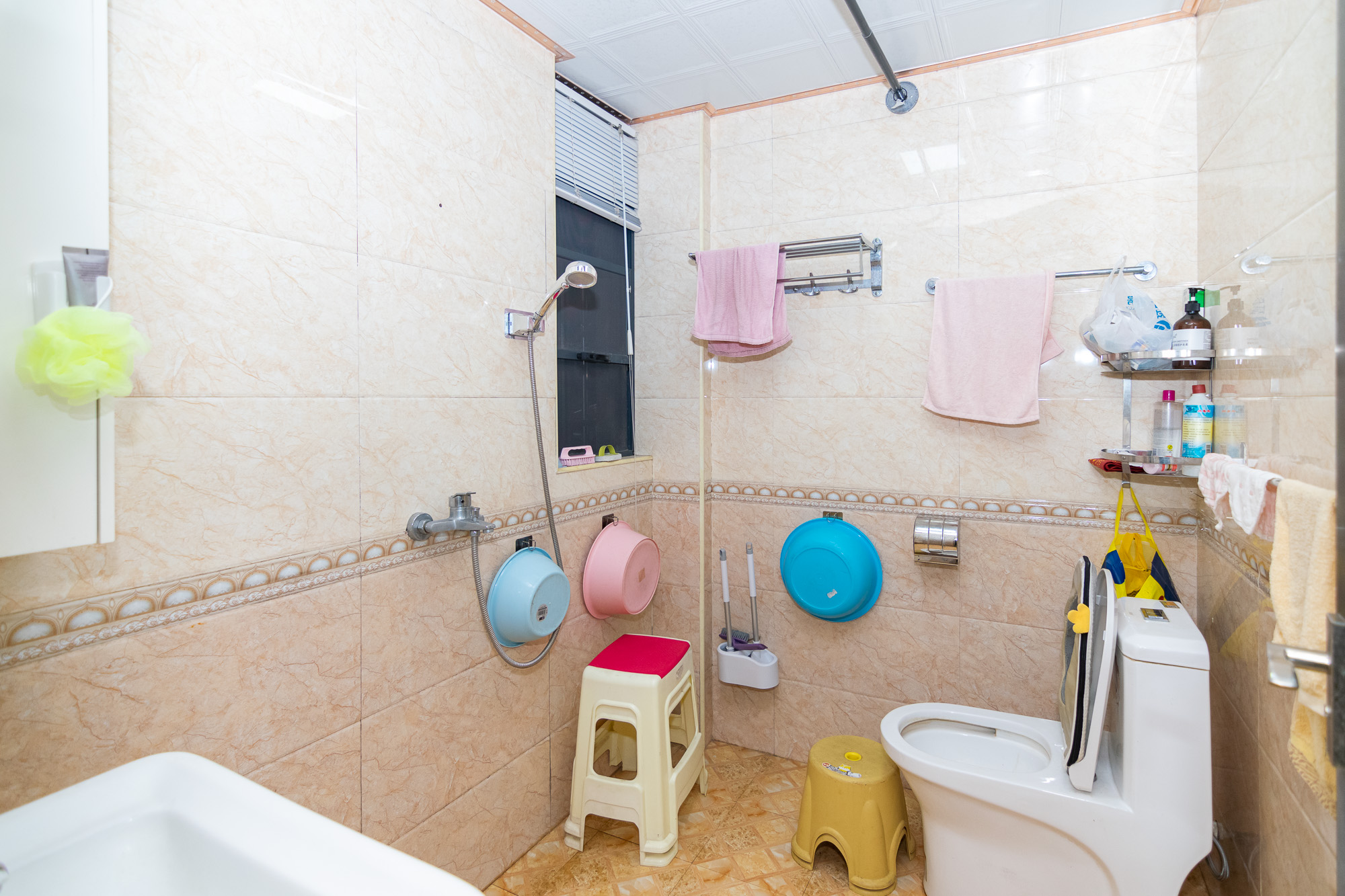 澳海月亮湾 3室2厅2卫 90.0万 澳海月亮湾 3室2厅2卫 90.0万卫生间