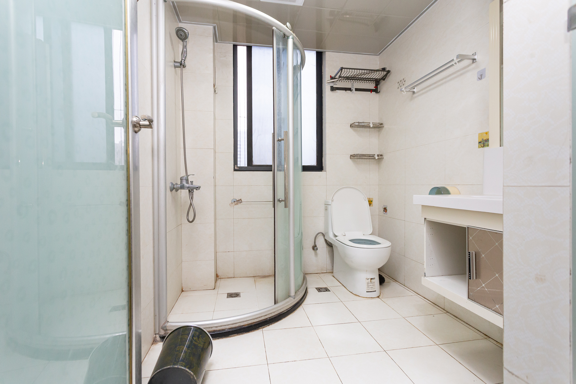 名家翡翠花园  3室2厅1卫    65.0万 名家翡翠花园  3室2厅1卫    65.0万卫生间