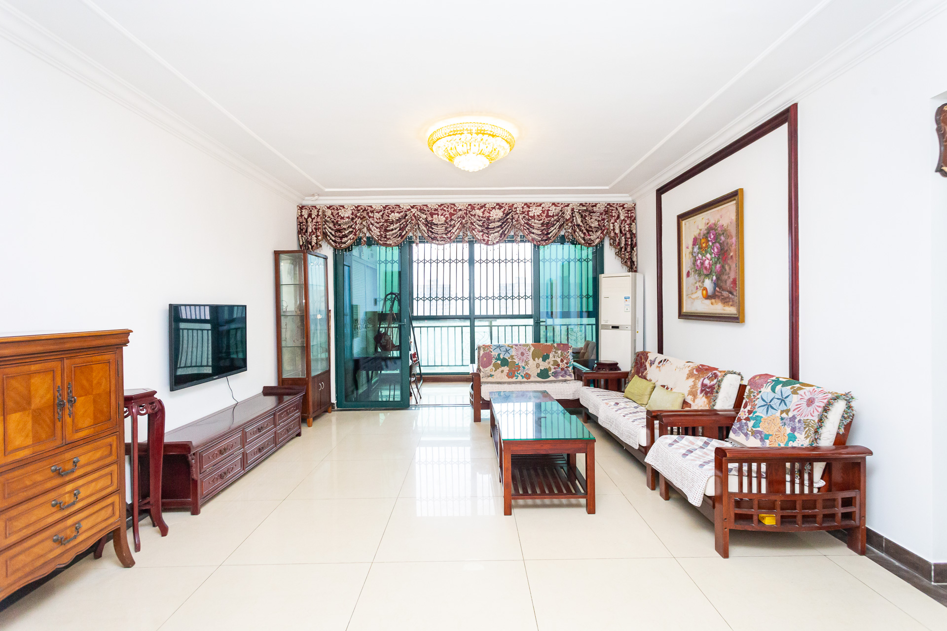 恒大名都  3室2厅2卫    68.0万 恒大名都  3室2厅2卫    68.0万