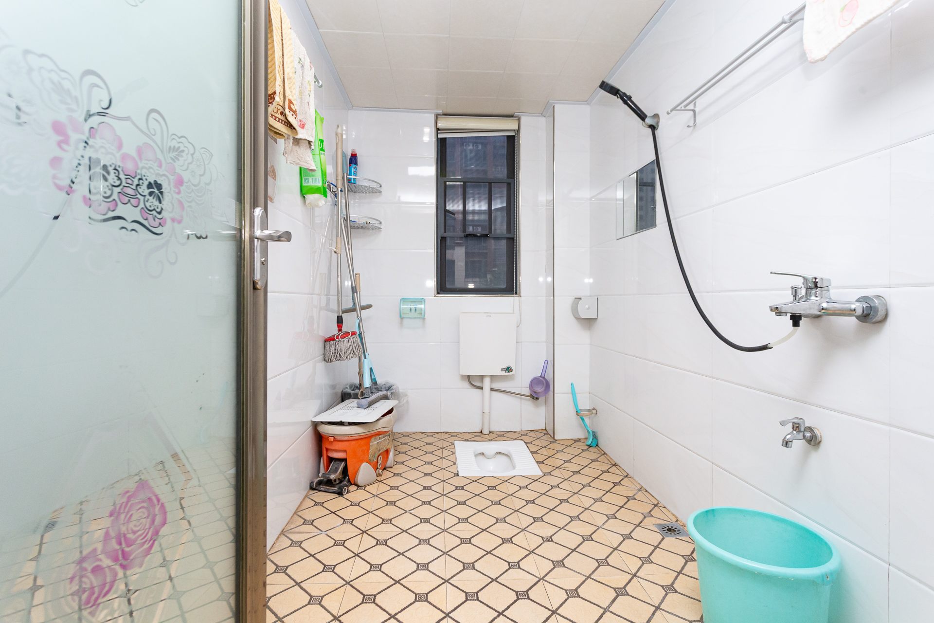 珠江东方明珠(新地东方明珠)三期 4室2厅2卫 95.5万 珠江东方明珠(新地东方明珠)三期 4室2厅2卫 95.5万卫生间