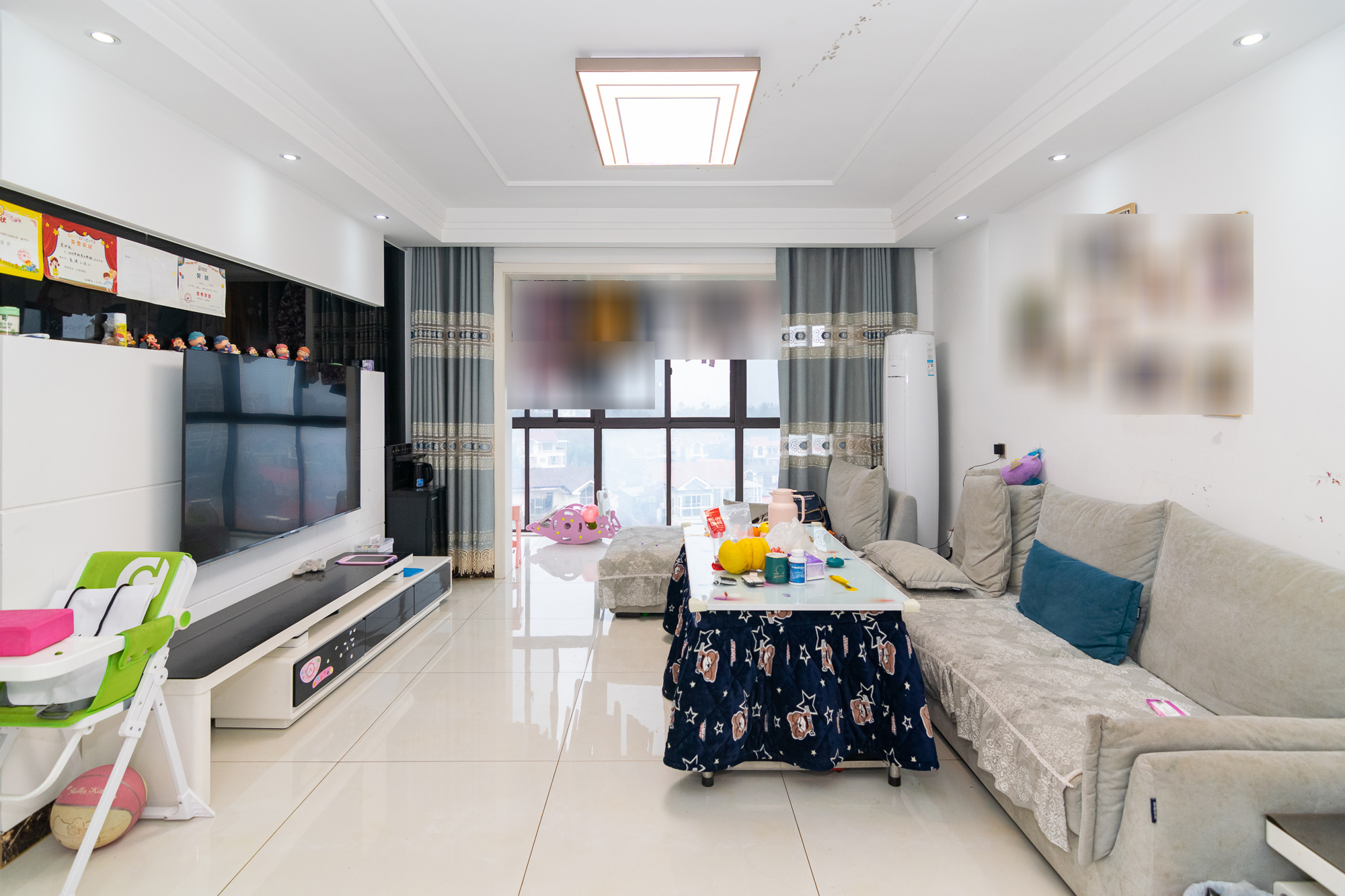 普瑞斯堡  3室2厅2卫    80.0万 普瑞斯堡  3室2厅2卫    80.0万客厅