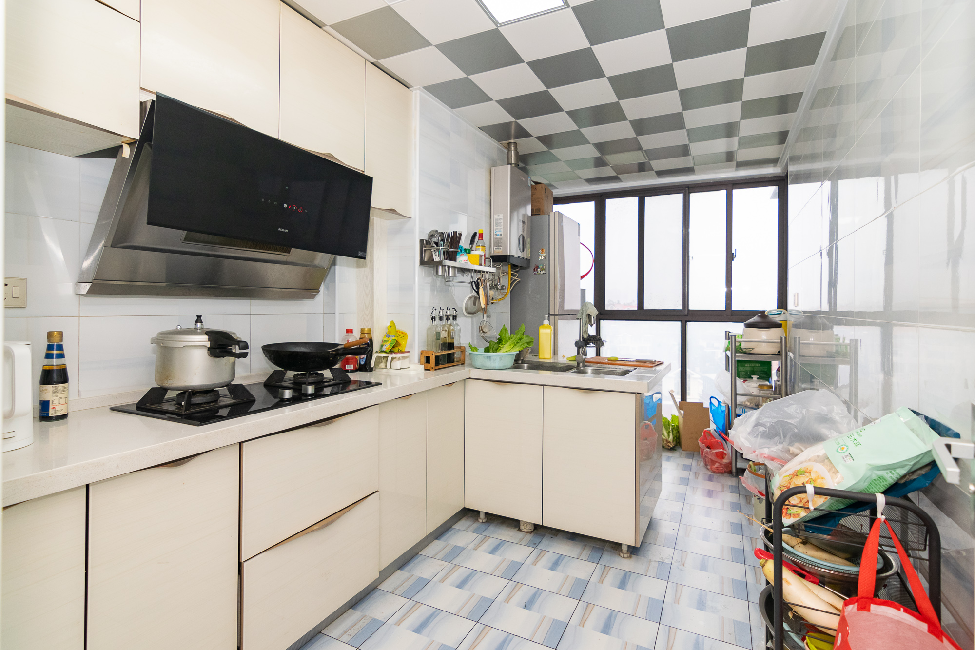 普瑞斯堡  3室2厅2卫    80.0万 普瑞斯堡  3室2厅2卫    80.0万厨房