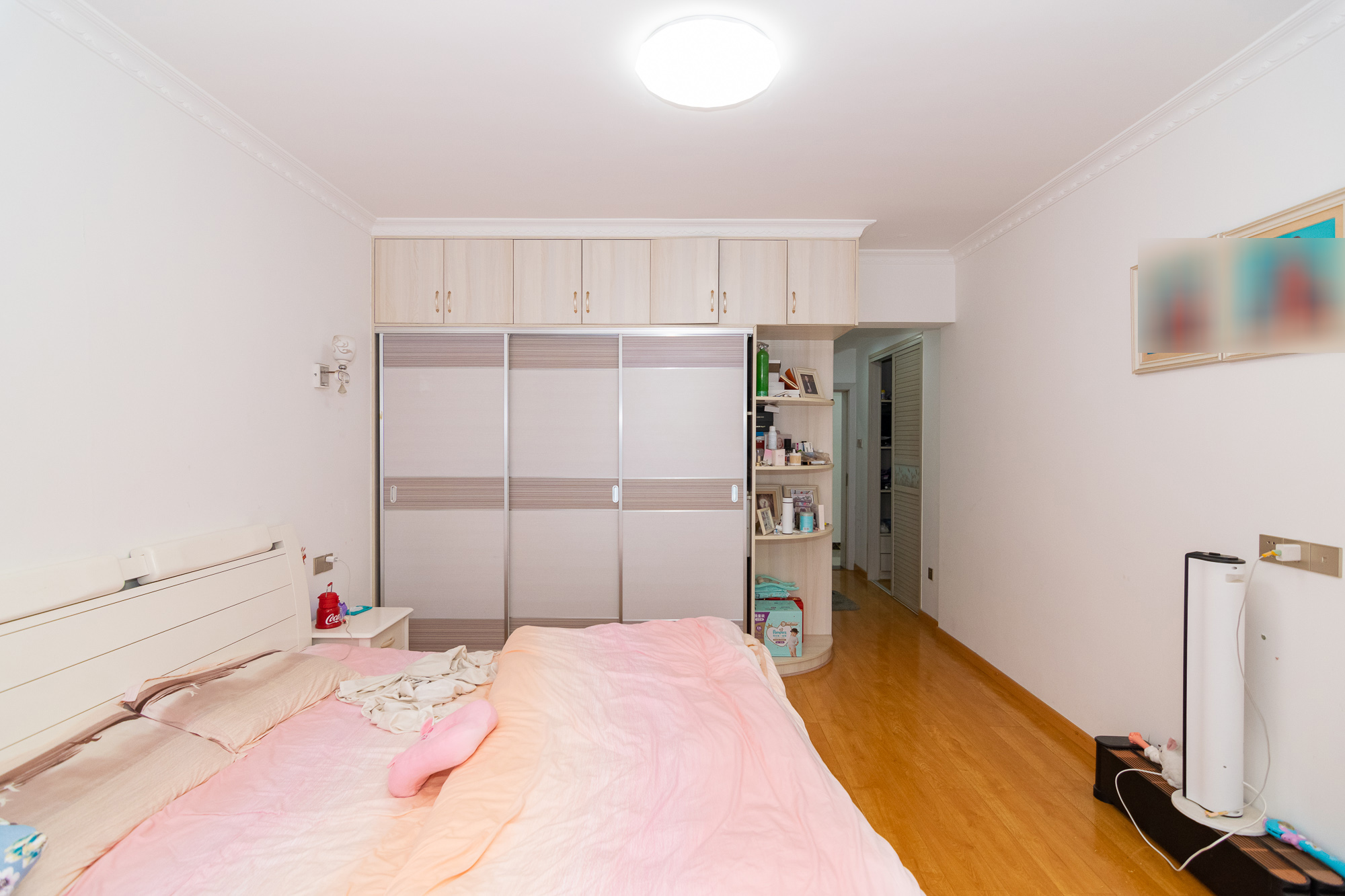 普瑞斯堡  3室2厅2卫    80.0万 普瑞斯堡  3室2厅2卫    80.0万卧室