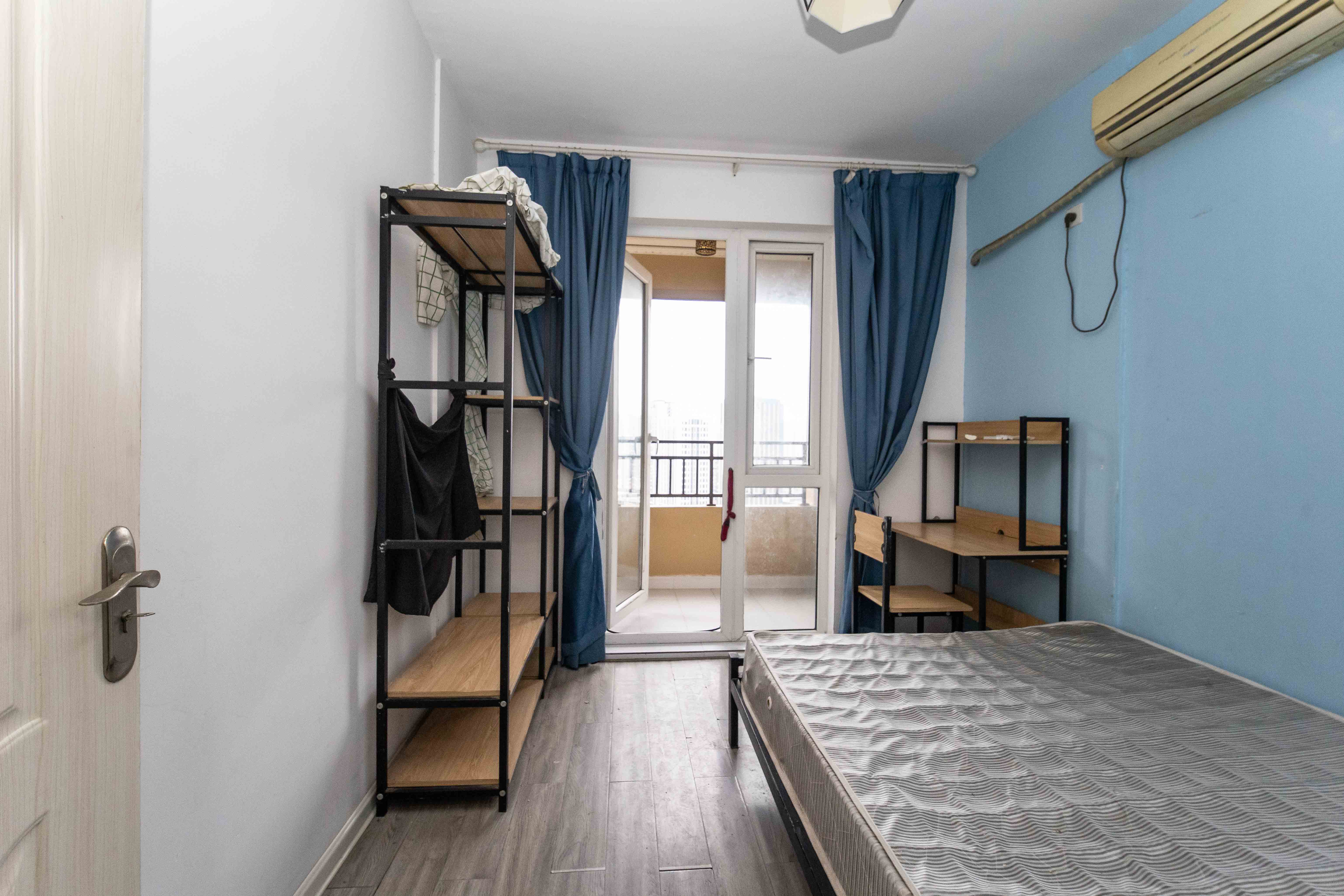 金地格林公馆  3室2厅1卫   83.50万卧室