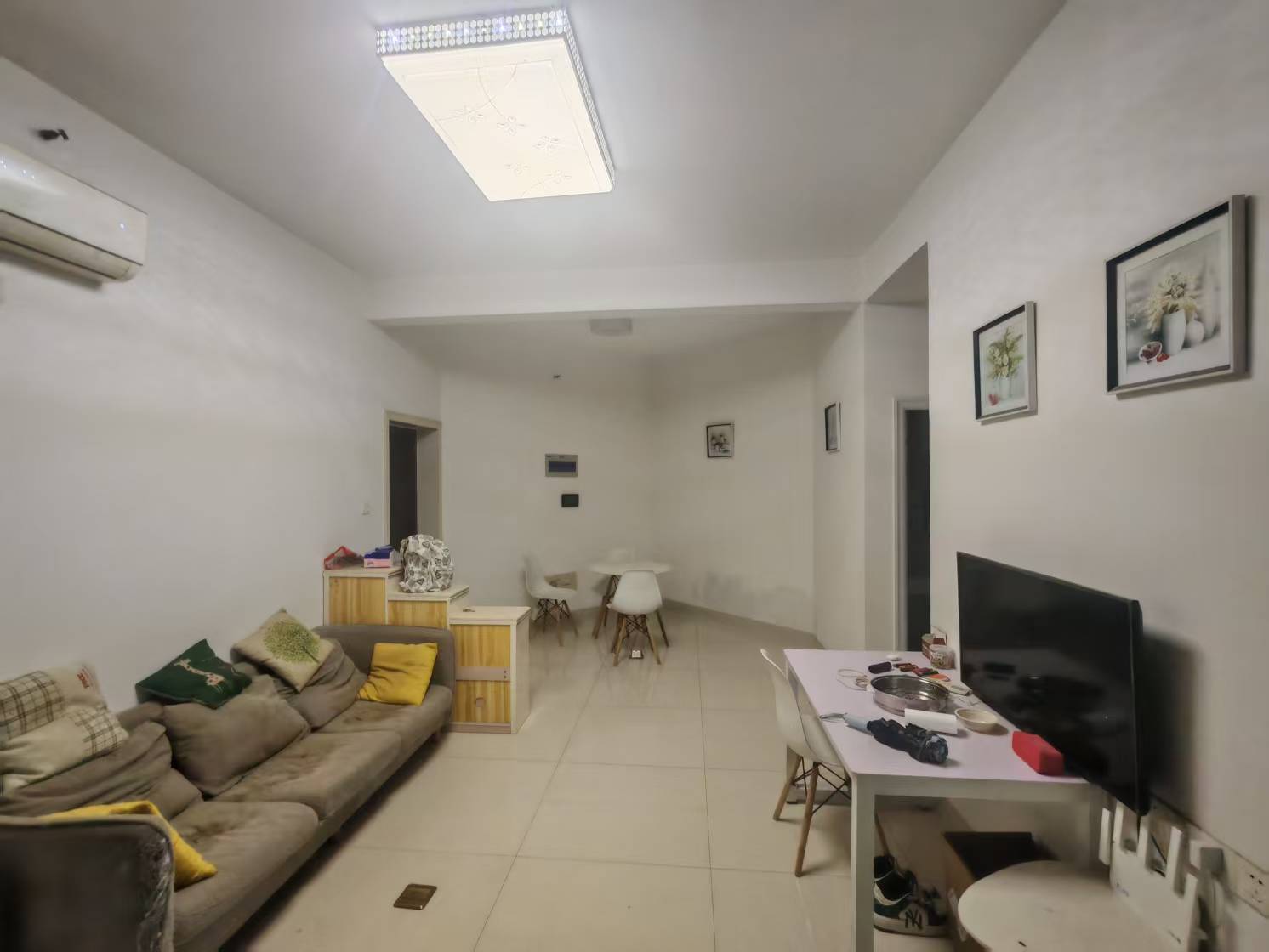 庐山一号  2室2厅1卫    37.8万 庐山一号  2室2厅1卫    37.8万室内图