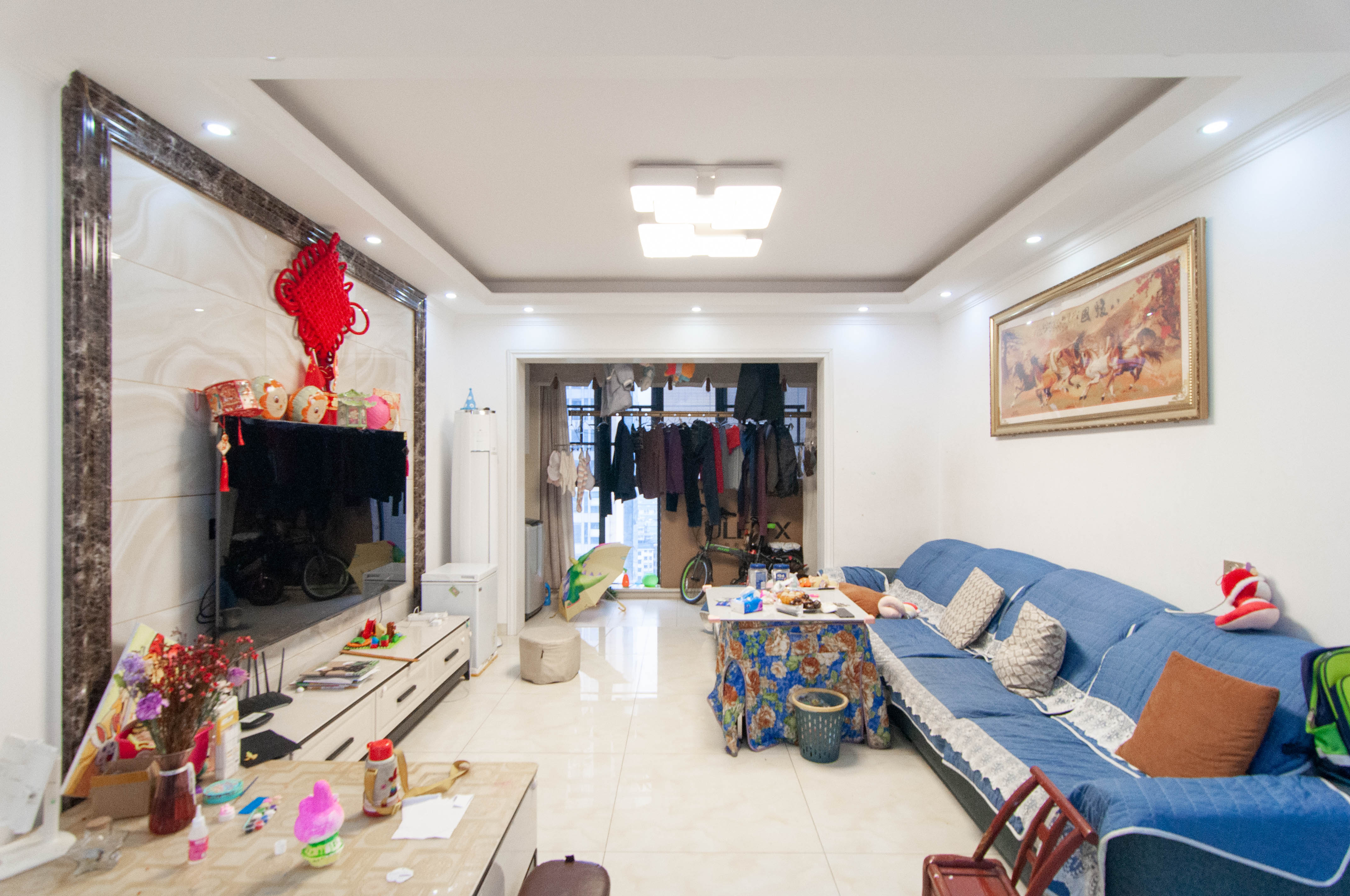 恒泰广场  4室2厅1卫    98.0万 恒泰广场  4室2厅1卫    98.0万