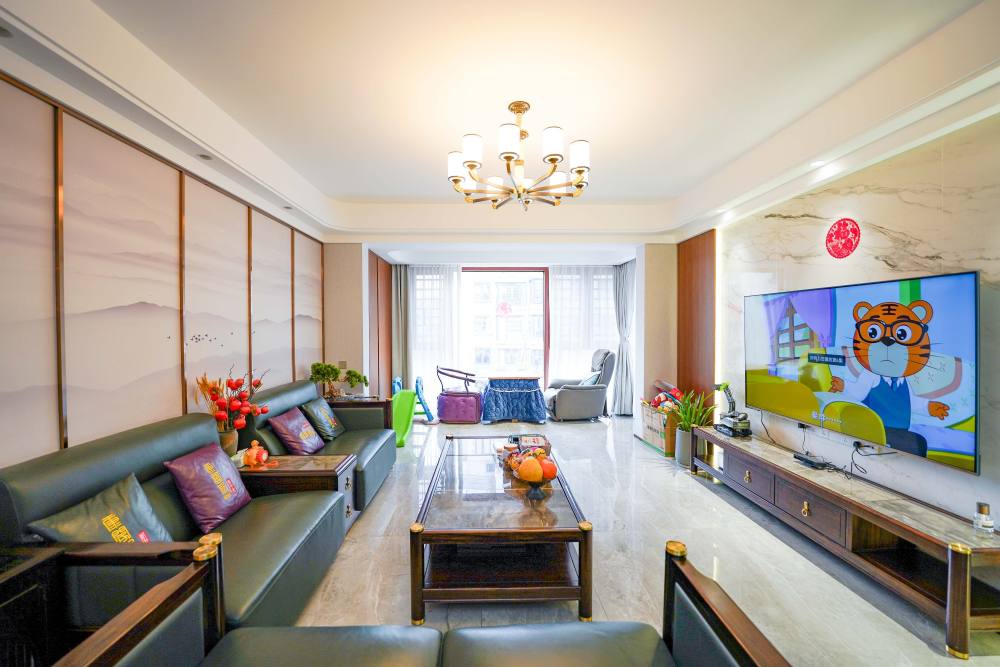 五矿万境蓝山  4室2厅2卫    198.0万