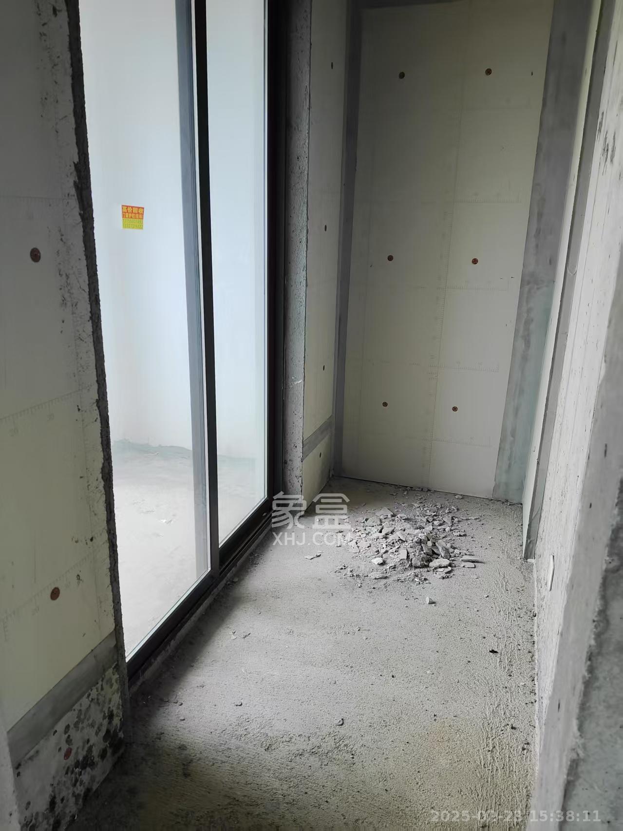 兴进珺府 4室2厅2卫 1000.0元/月 兴进珺府 4室2厅2卫 1000.0元/月室内图