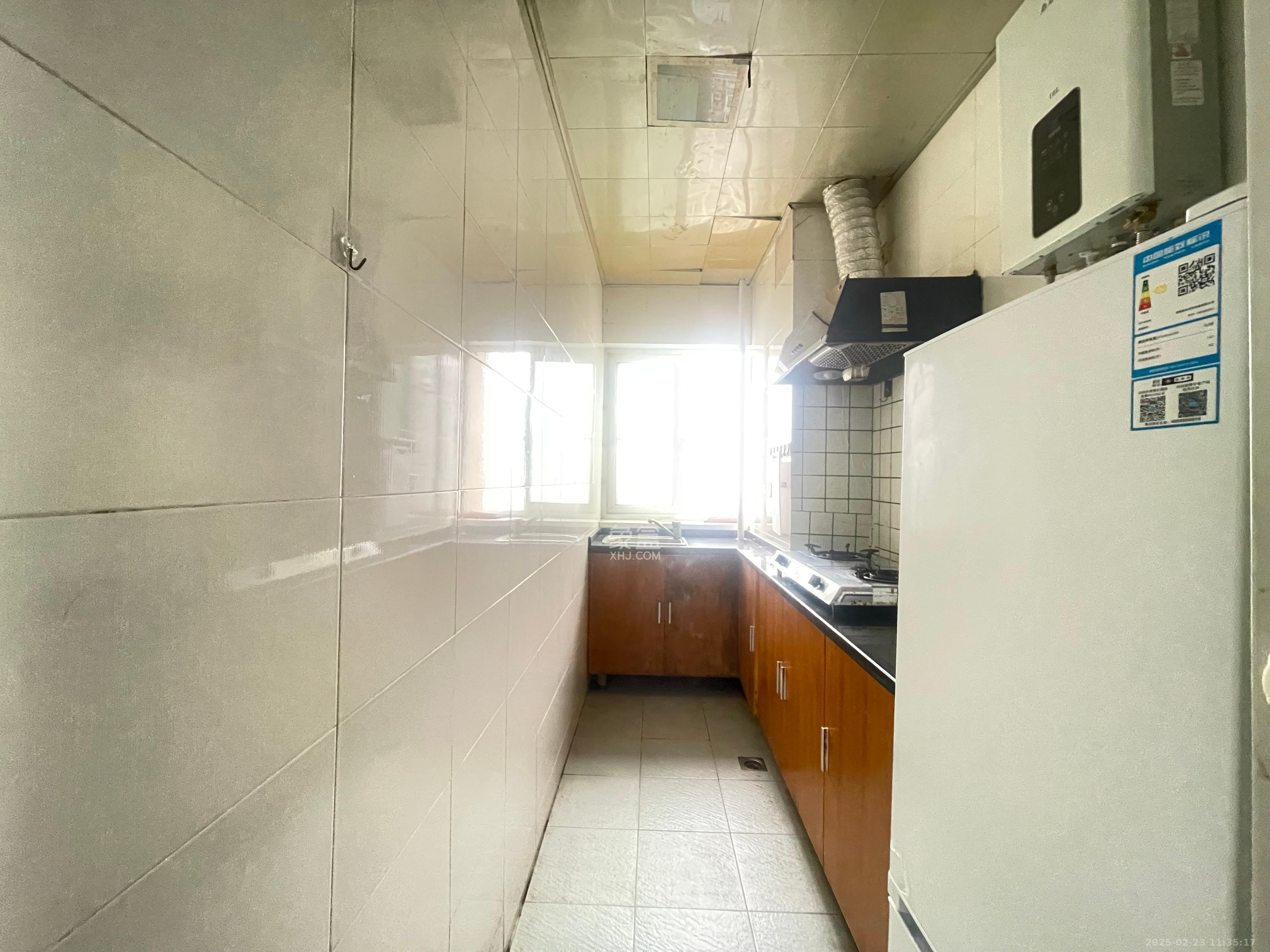 先锋水韵花都  1室1厅1卫    1450.0元/月 先锋水韵花都  1室1厅1卫    1450.0元/月室内图