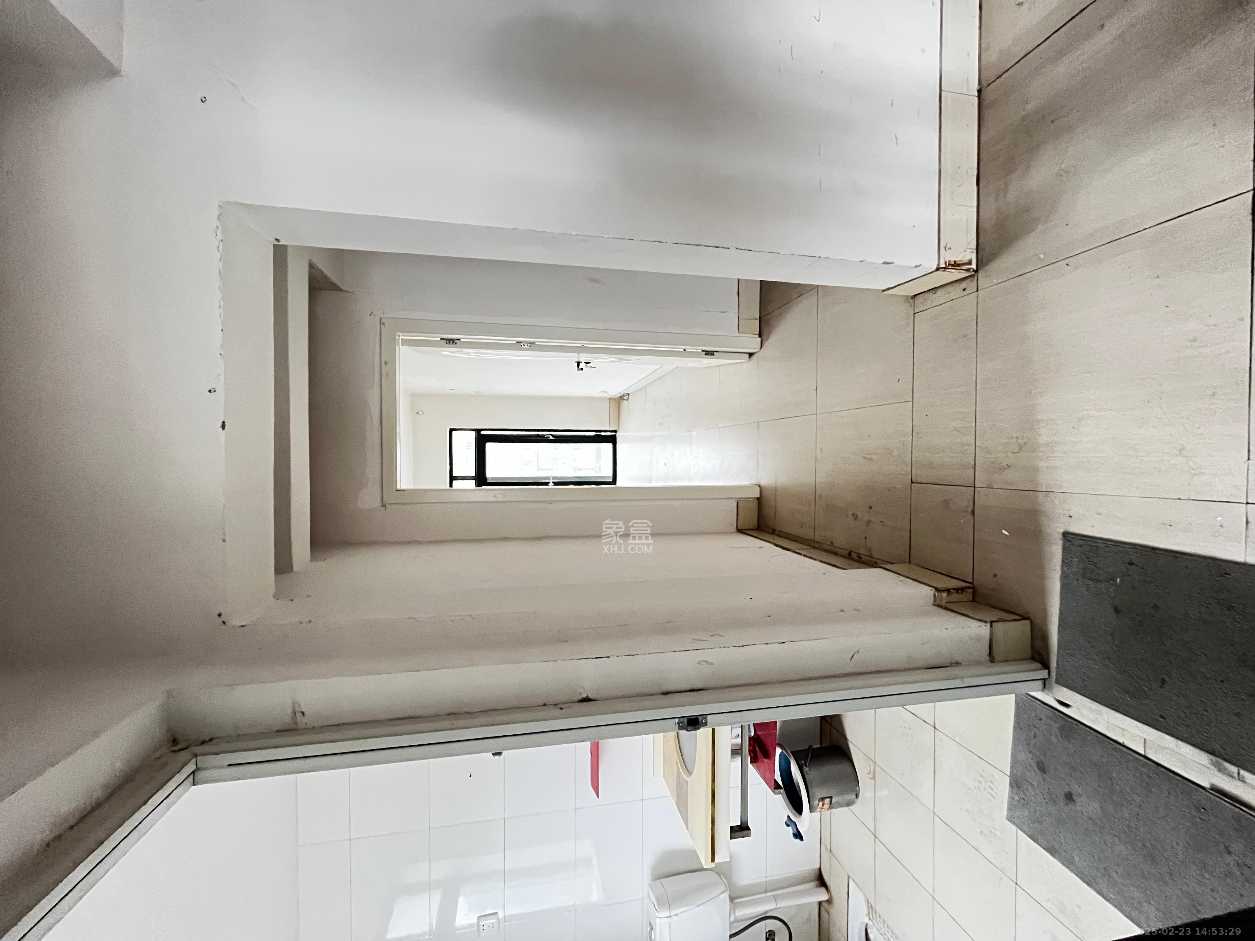 高鑫麓城 4室1厅2卫 2600.0元/月 高鑫麓城 4室1厅2卫 2600.0元/月室内图