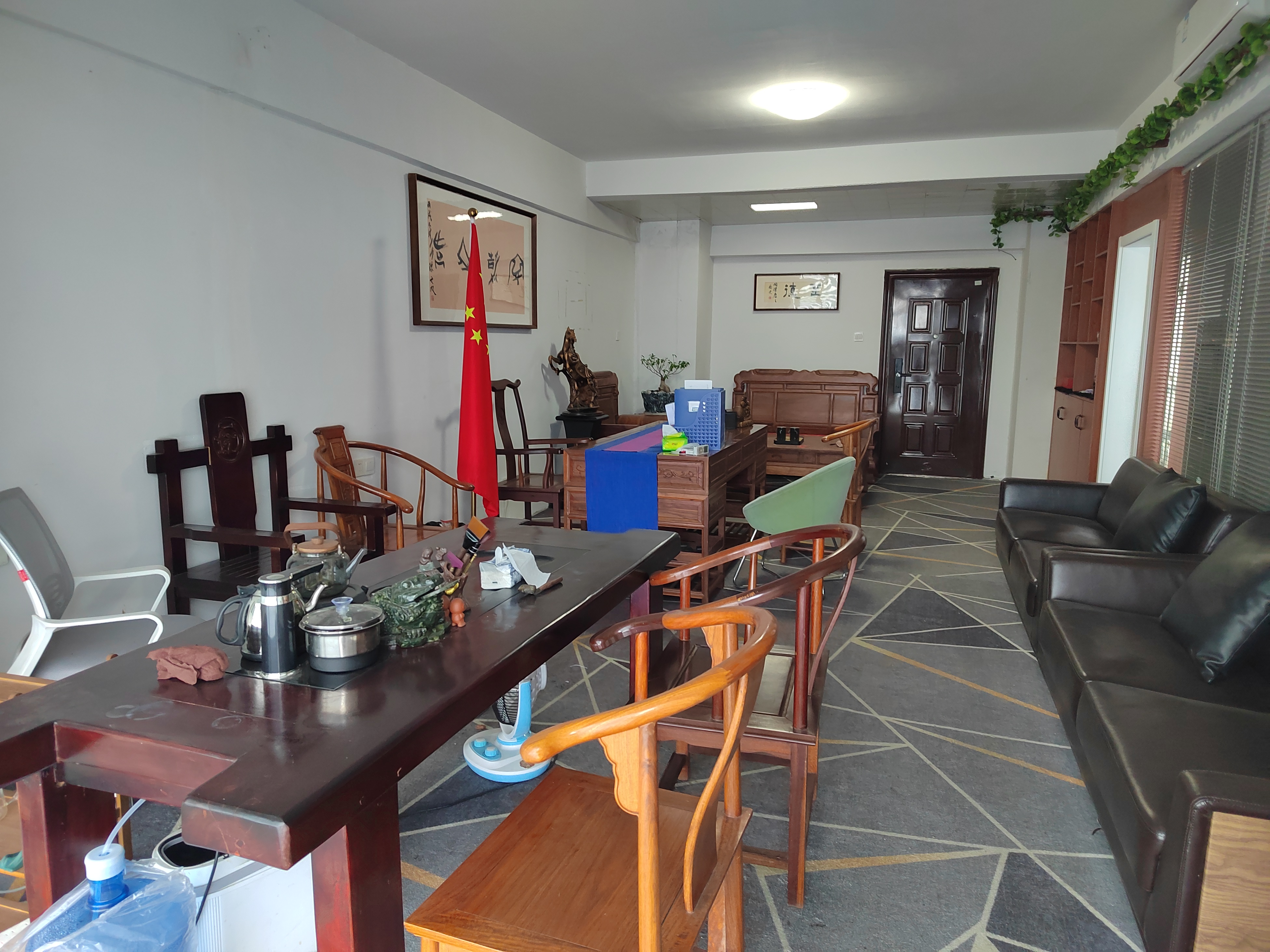 吉泰领寓 3室2厅1卫 4280.0元/月 吉泰领寓 3室2厅1卫 4280.0元/月室内图